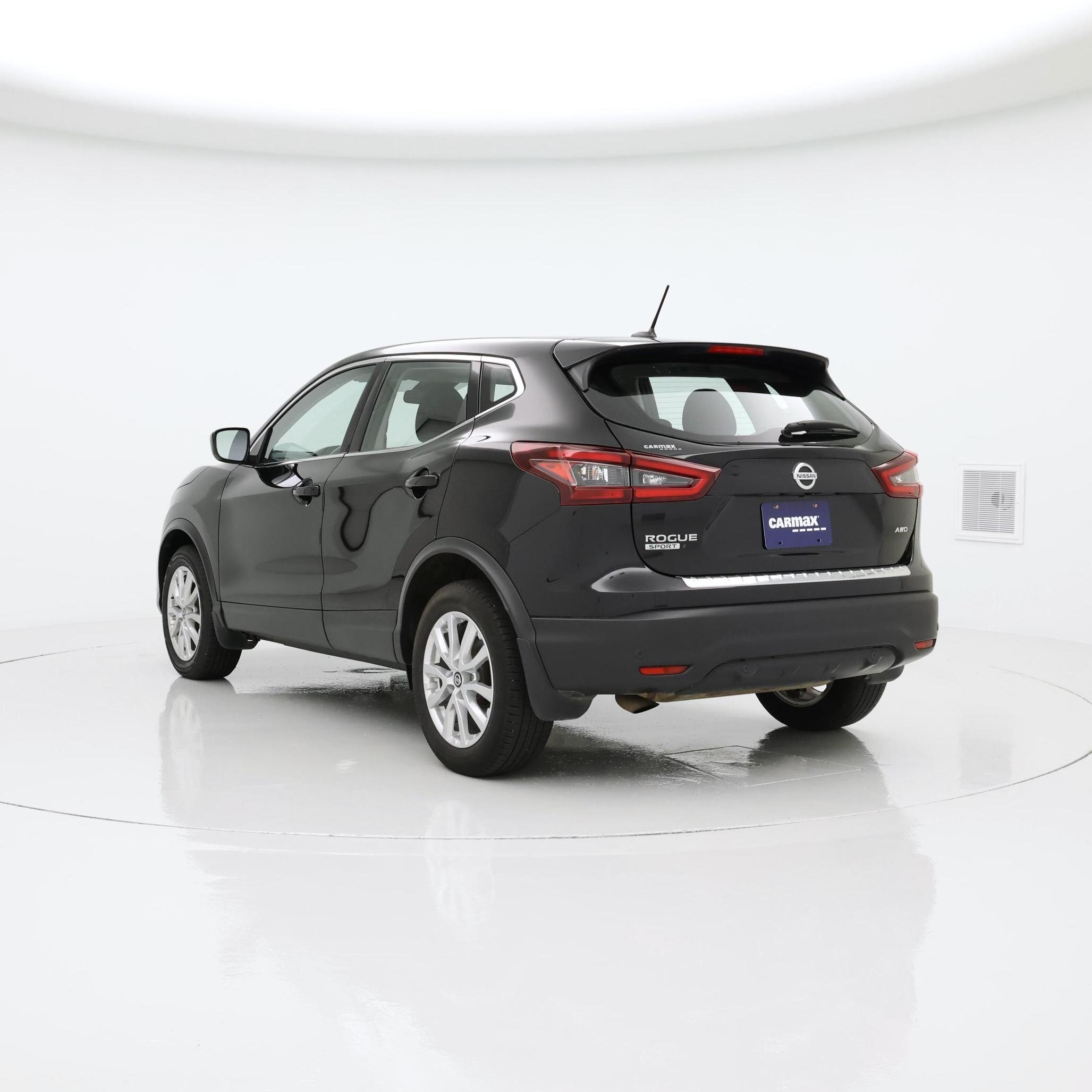 Thumbnail: 2022 Nissan Rogue Sport - 2