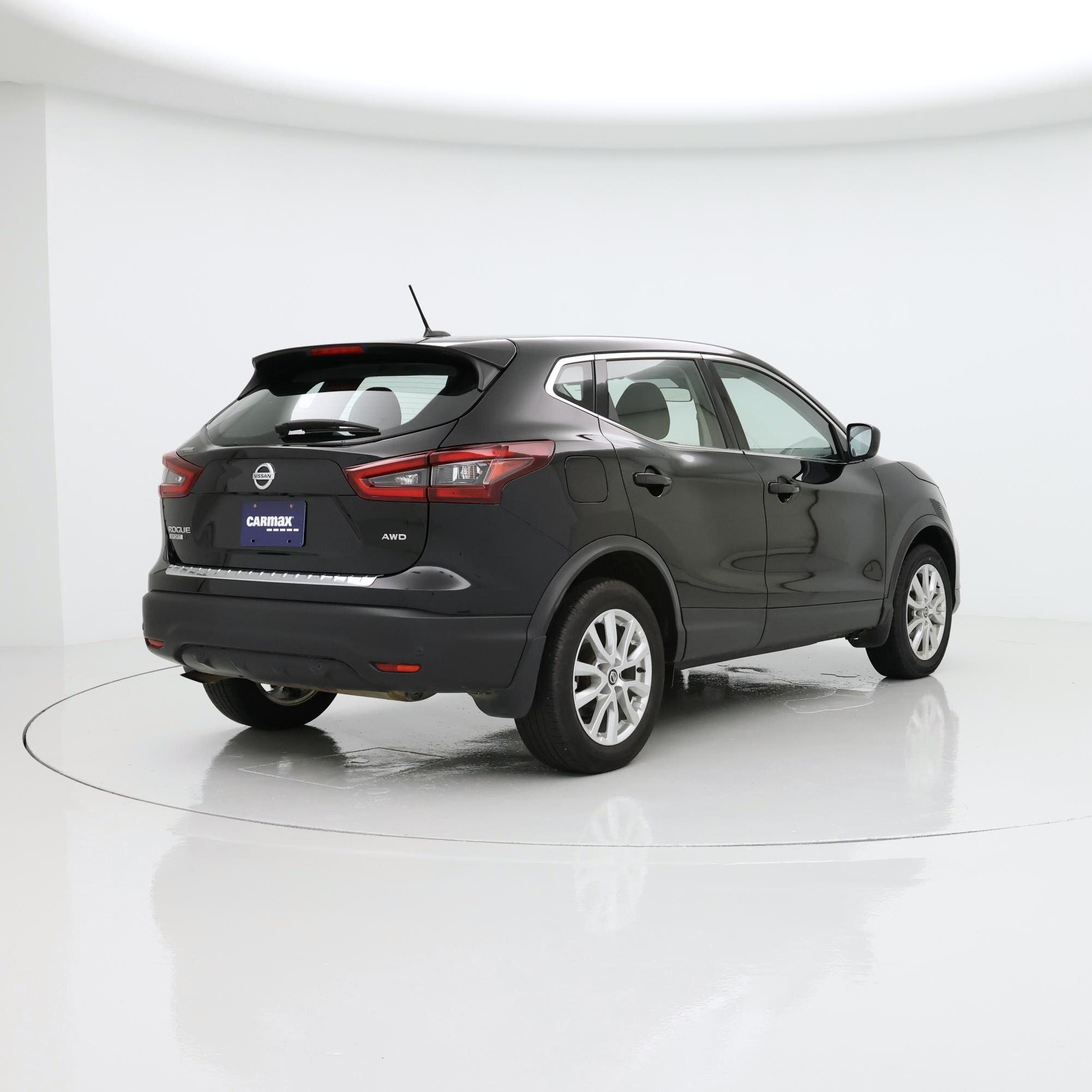 Thumbnail: 2022 Nissan Rogue Sport - 8