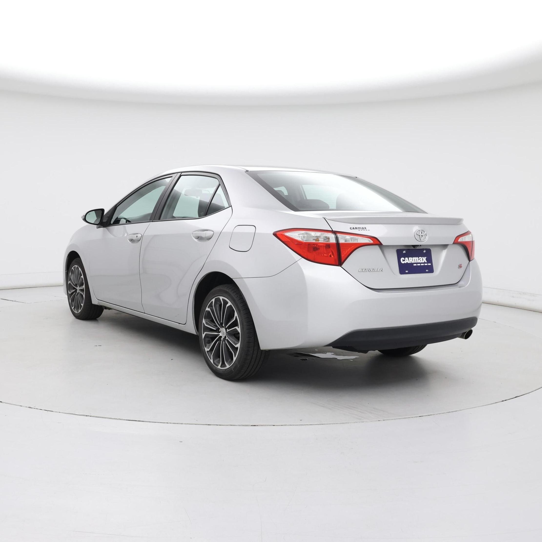 Thumbnail: 2015 Toyota Corolla - 2