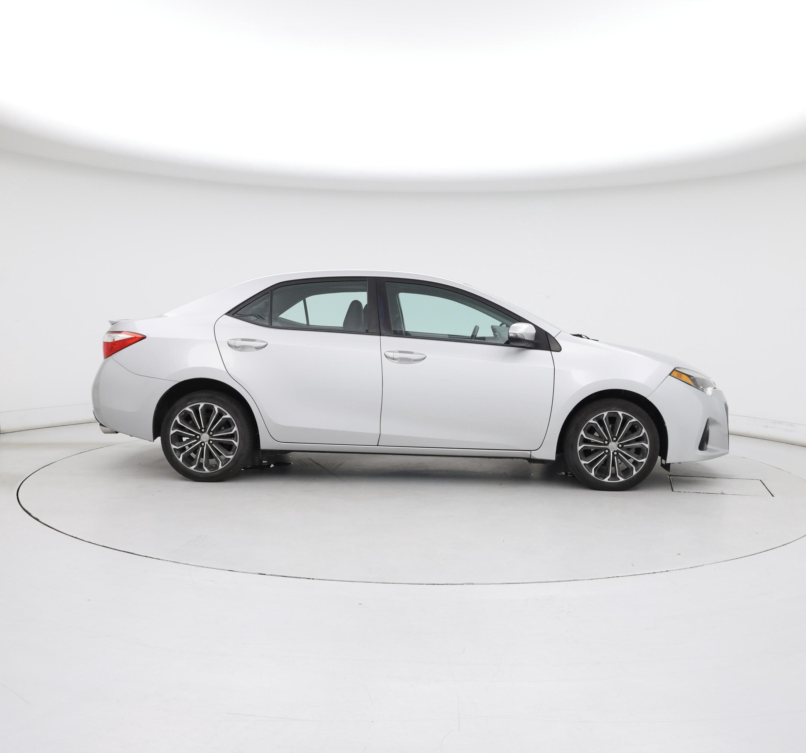 Thumbnail: 2015 Toyota Corolla - 7