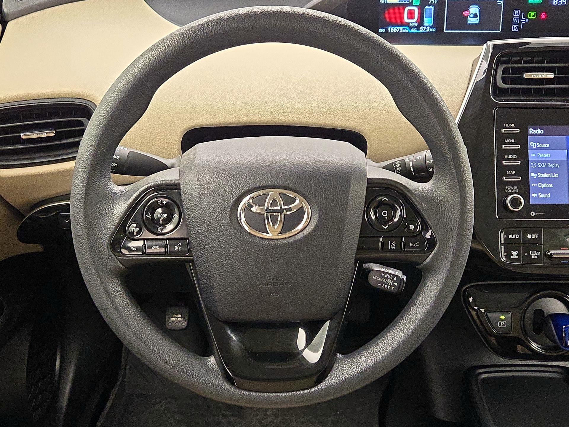 Thumbnail: 2022 Toyota Prius - 10