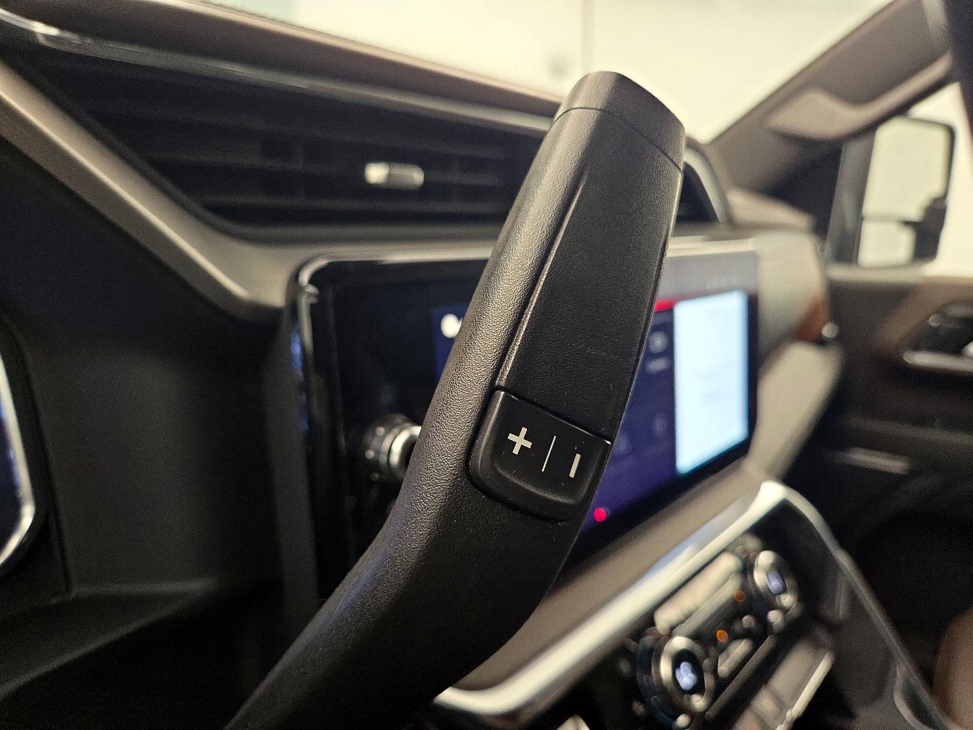 Thumbnail: 2024 GMC Sierra 3500 - 17