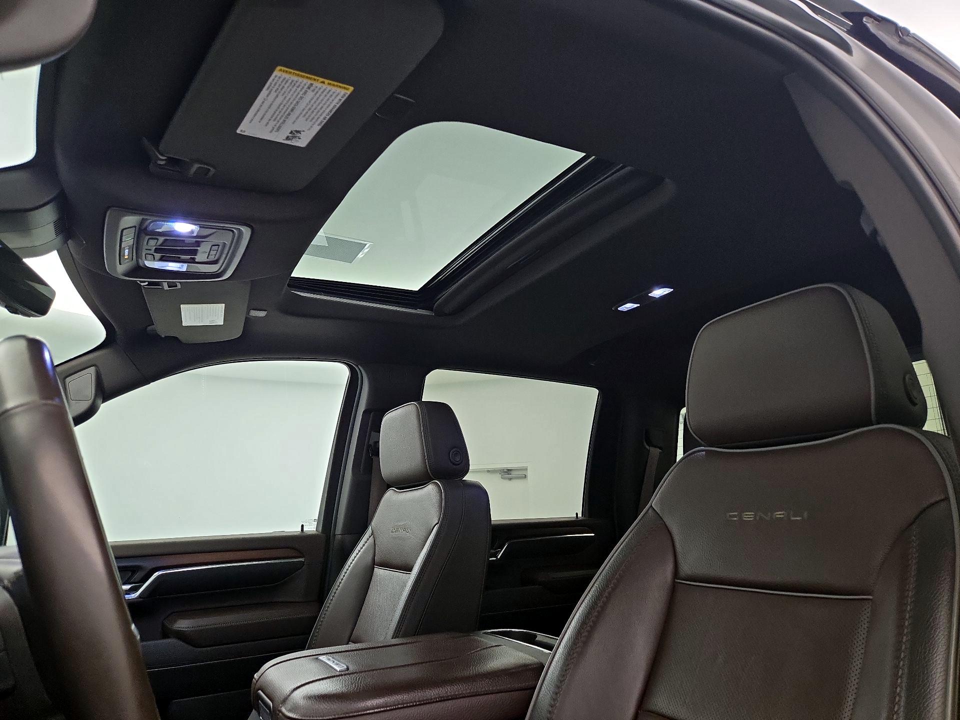 Thumbnail: 2024 GMC Sierra 3500 - 19