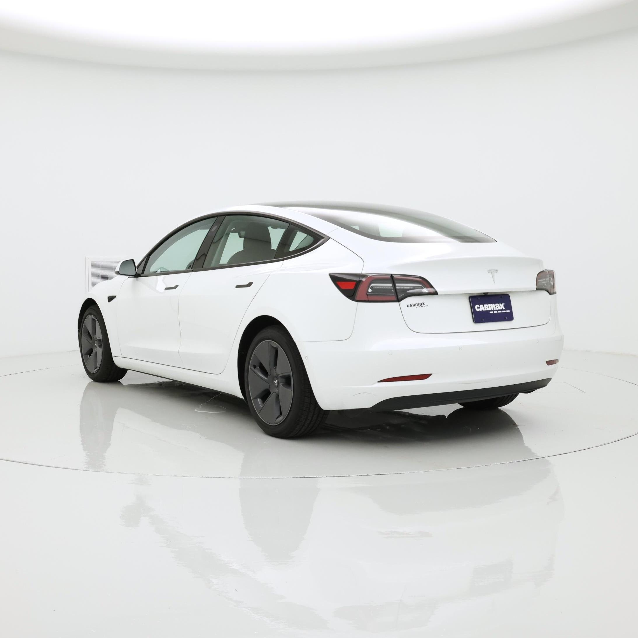 Thumbnail: 2022 Tesla Model 3 - 2