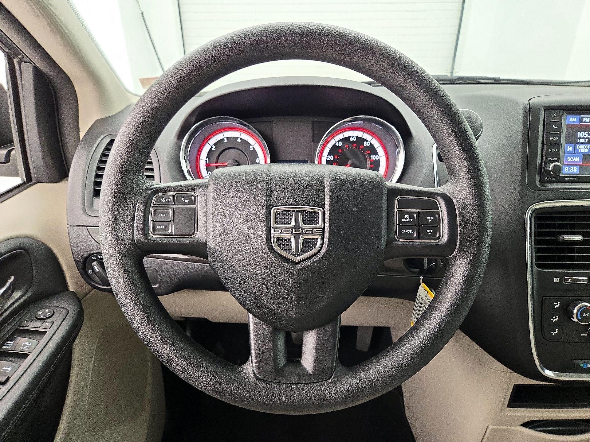 Thumbnail: 2018 Dodge Grand Caravan - 10