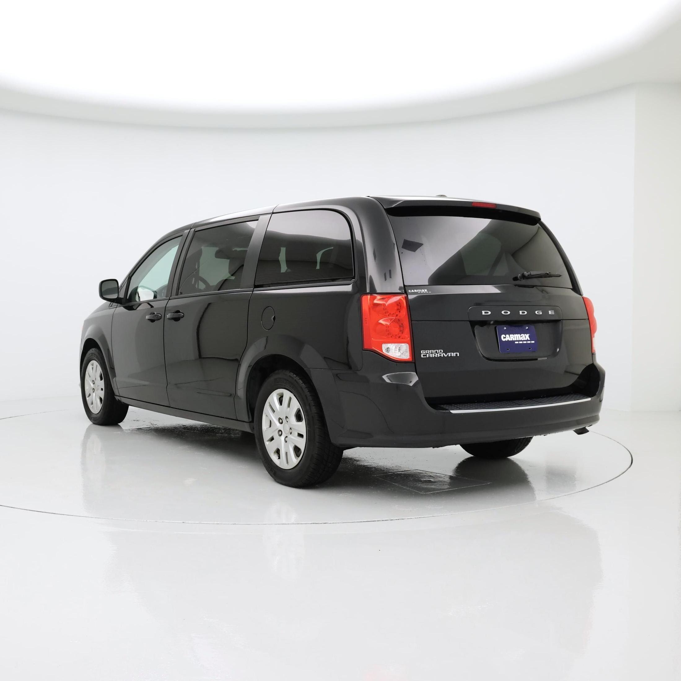 Thumbnail: 2018 Dodge Grand Caravan - 2