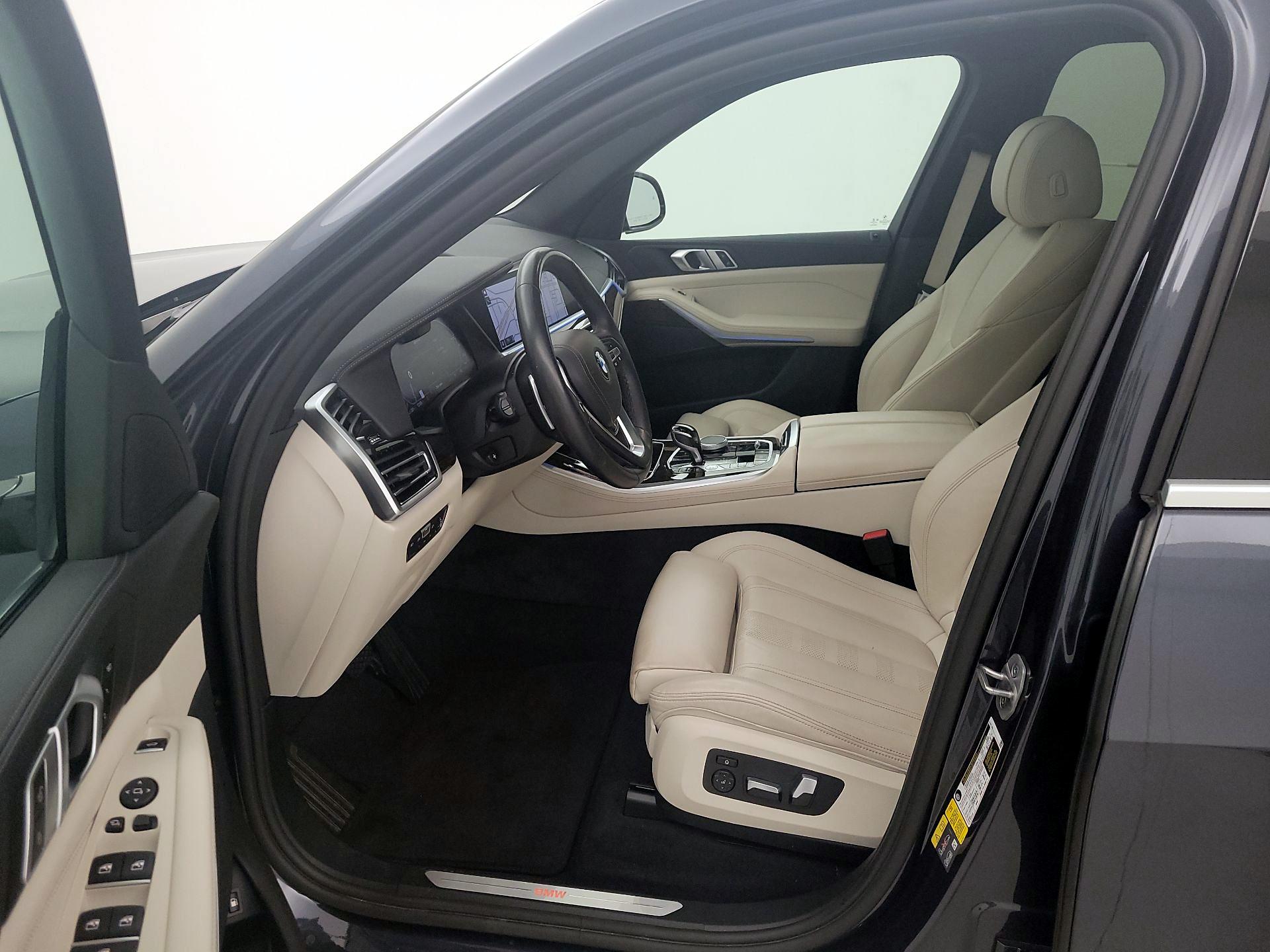 Thumbnail: 2021 BMW X5 - 11