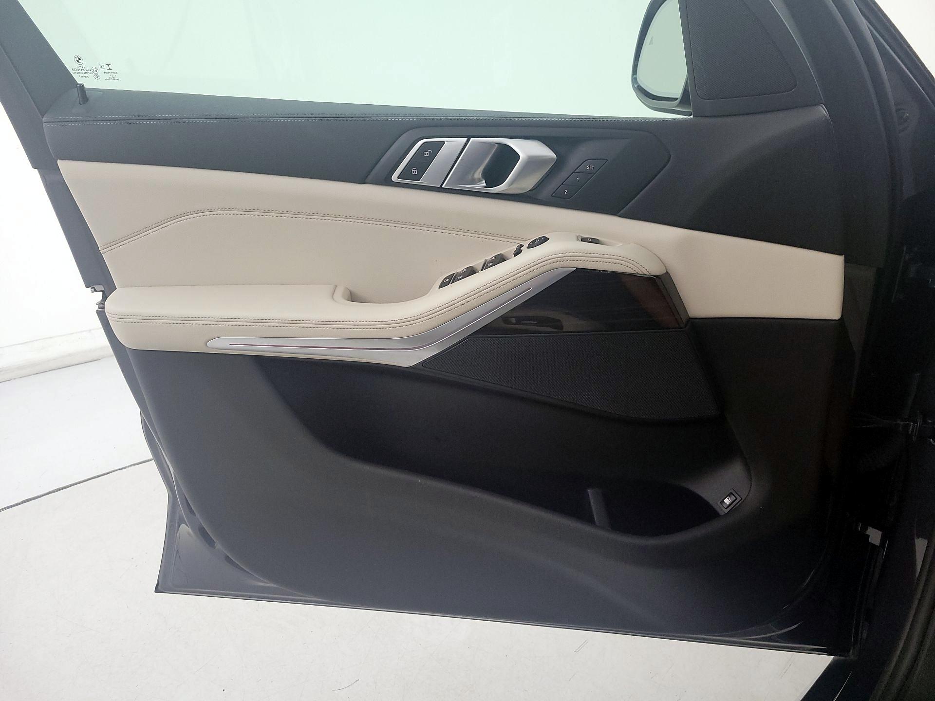 Thumbnail: 2021 BMW X5 - 12