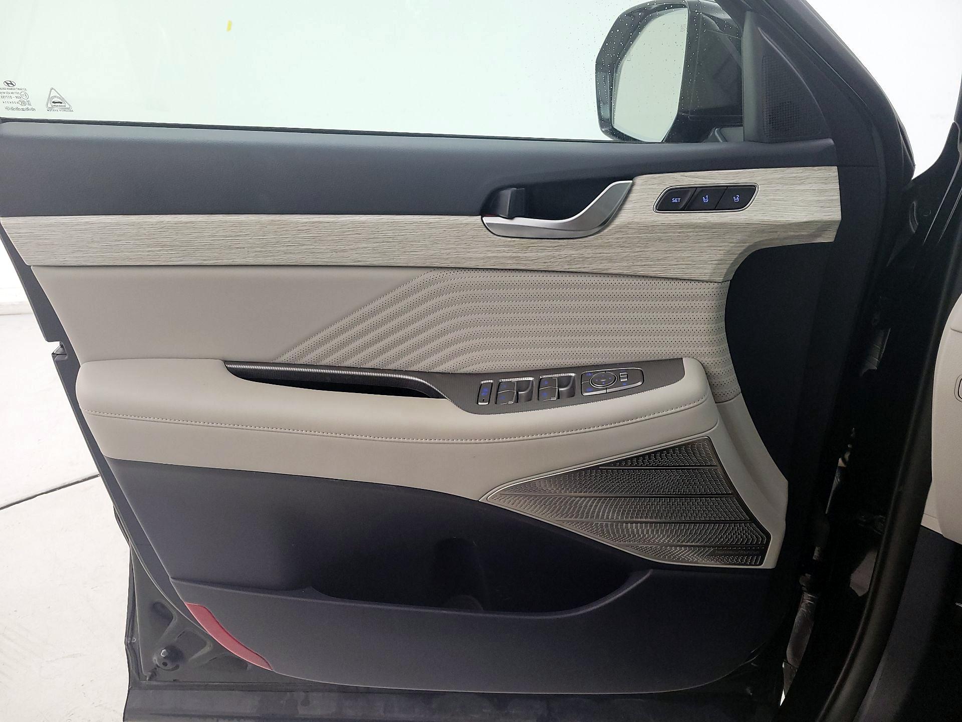 Thumbnail: 2023 Hyundai Palisade - 12