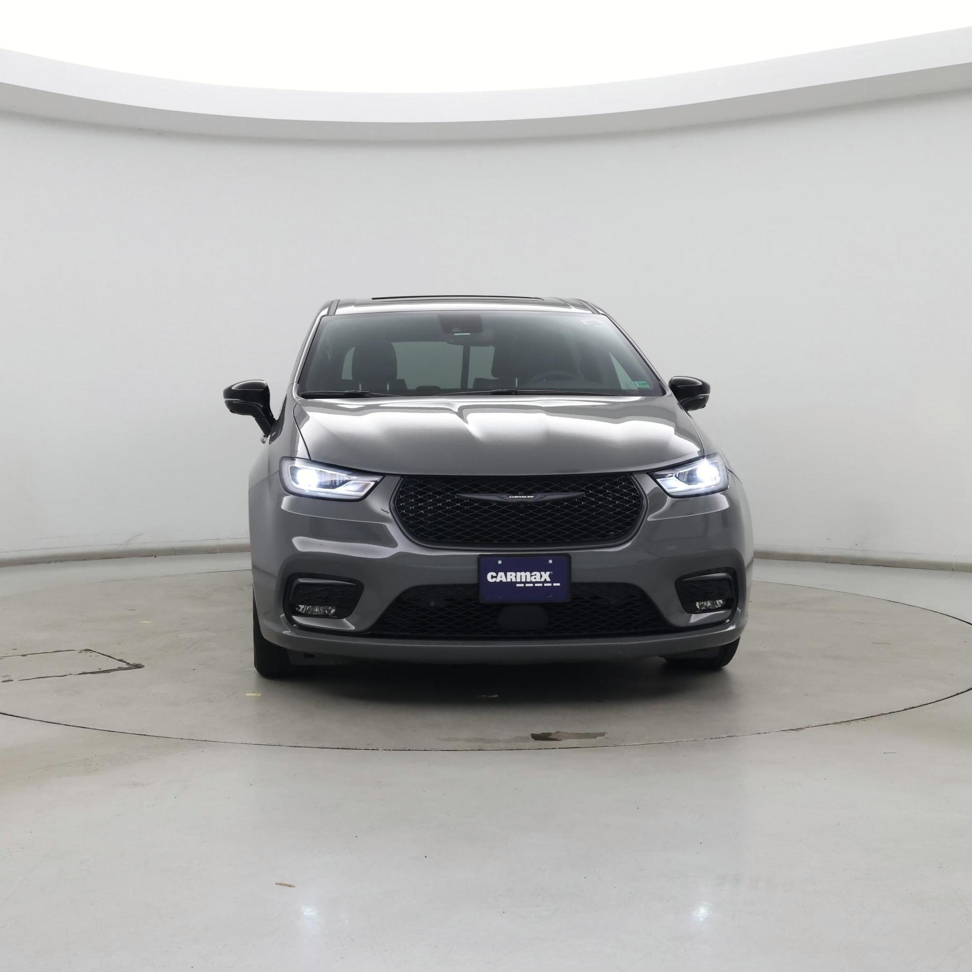 Thumbnail: 2023 Chrysler Pacifica - 5