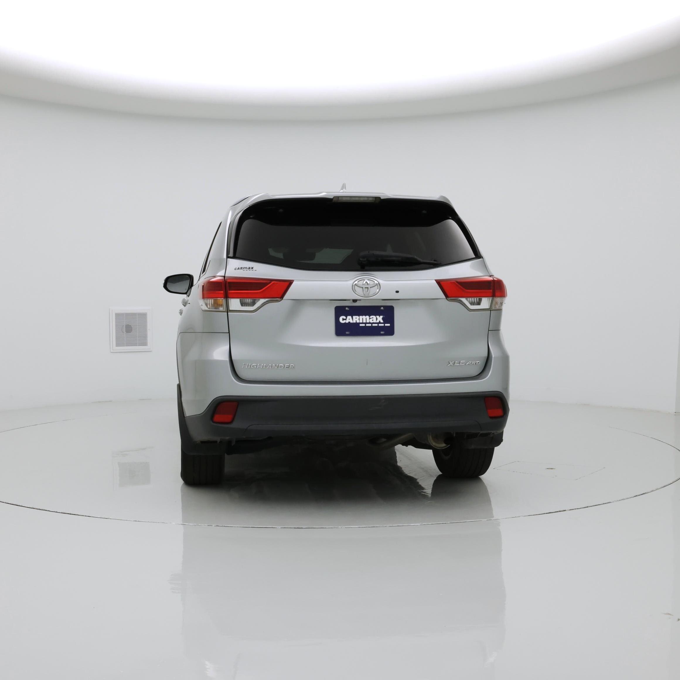 Thumbnail: 2017 Toyota Highlander - 6