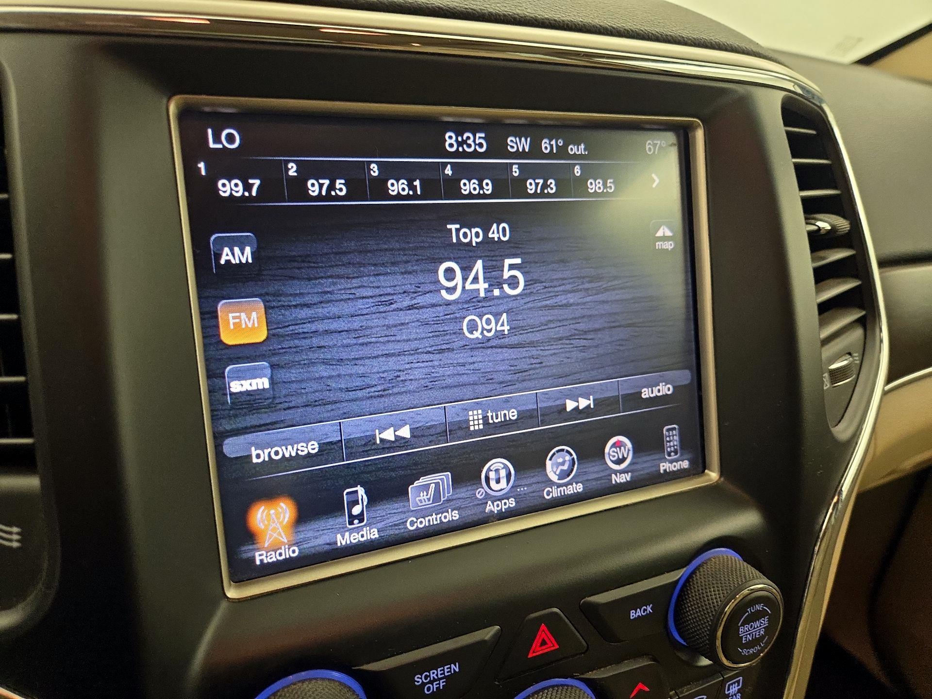 Thumbnail: 2016 Jeep Grand Cherokee - 16