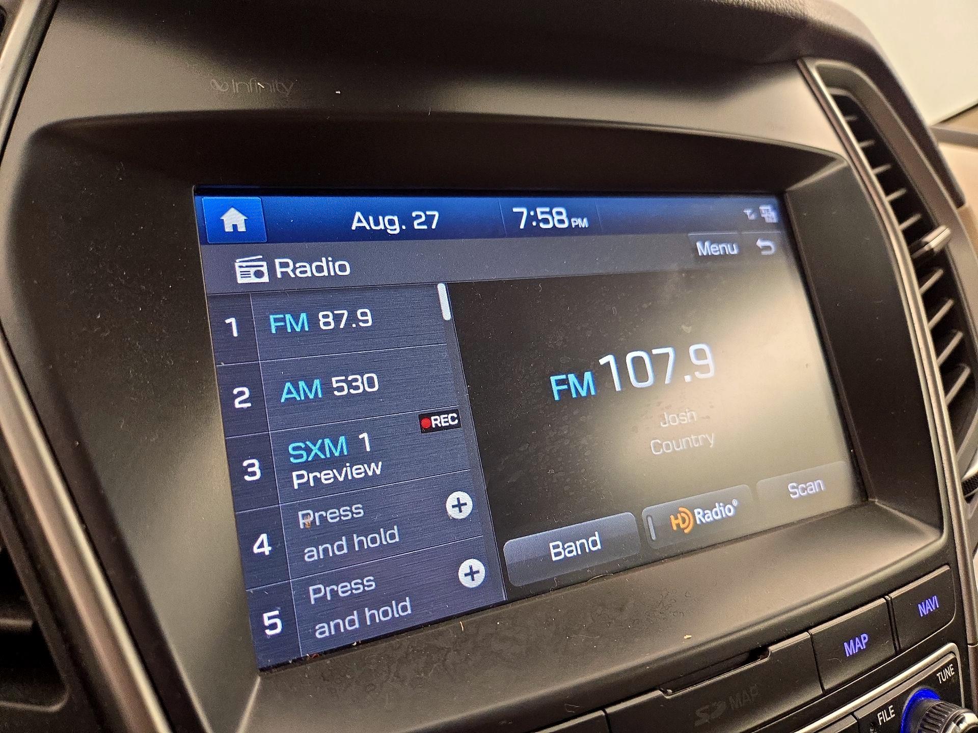 Thumbnail: 2019 Hyundai Santa Fe - 16