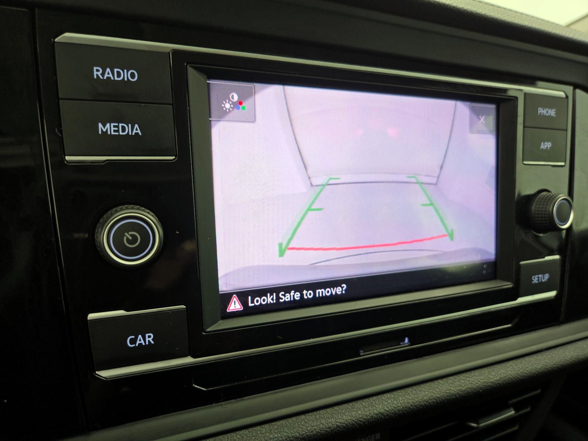 Thumbnail: 2019 Volkswagen Jetta - 14
