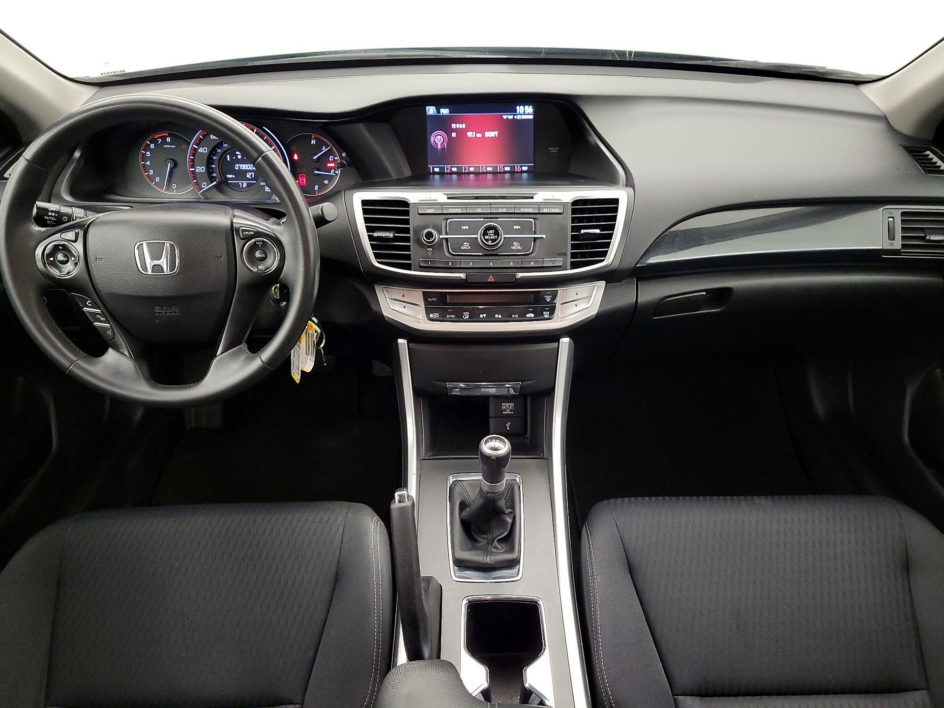 Thumbnail: 2015 Honda Accord - 9