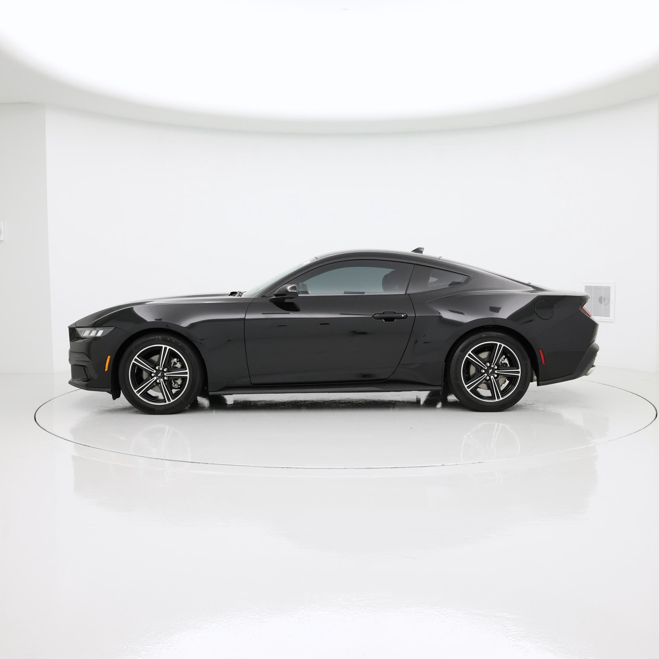 Thumbnail: 2024 Ford Mustang - 3