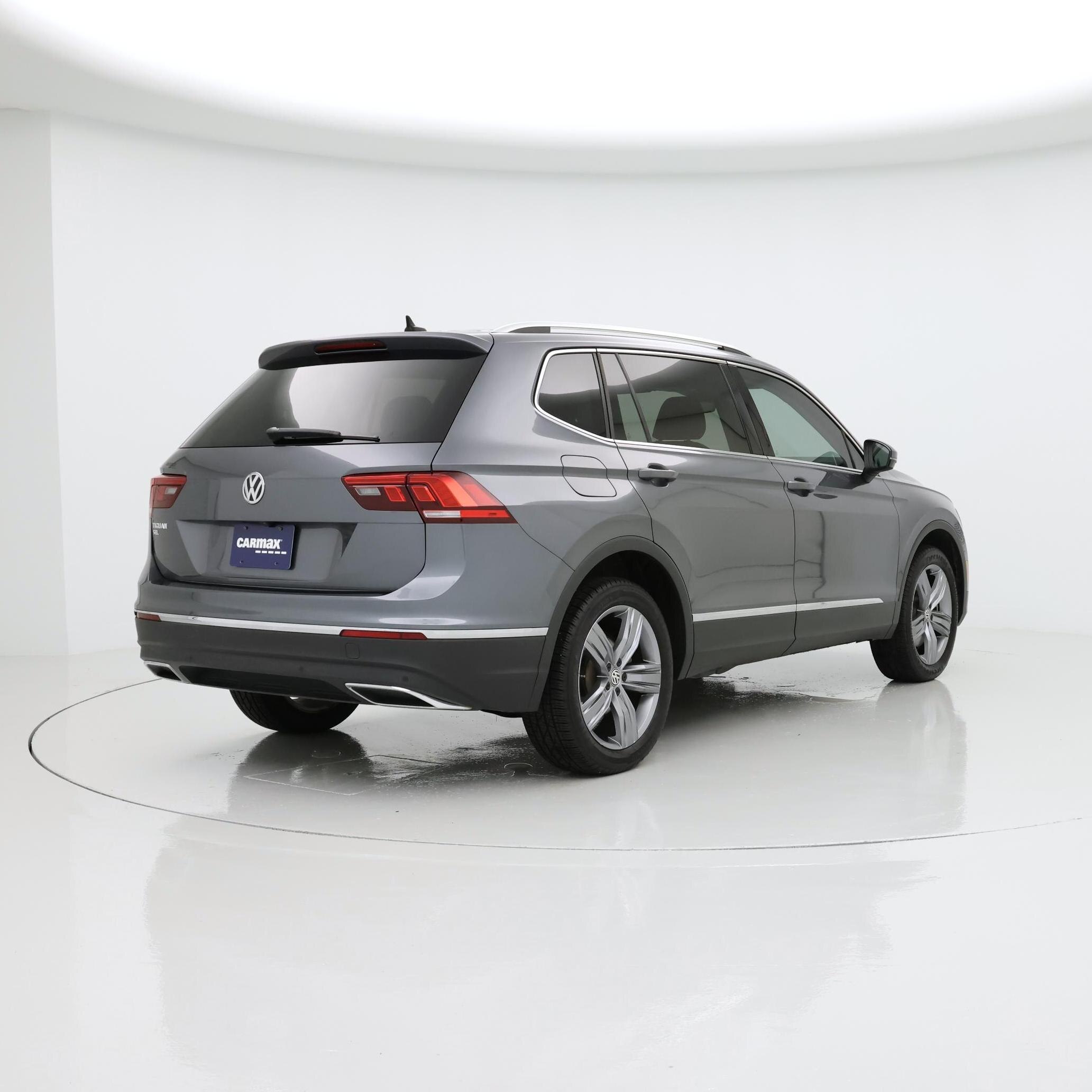 Thumbnail: 2020 Volkswagen Tiguan - 8