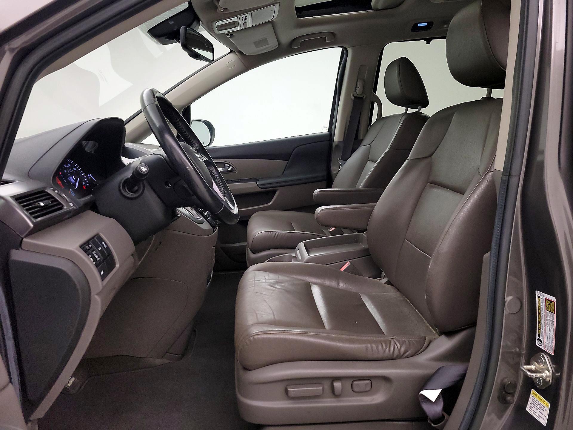 Thumbnail: 2014 Honda Odyssey - 11