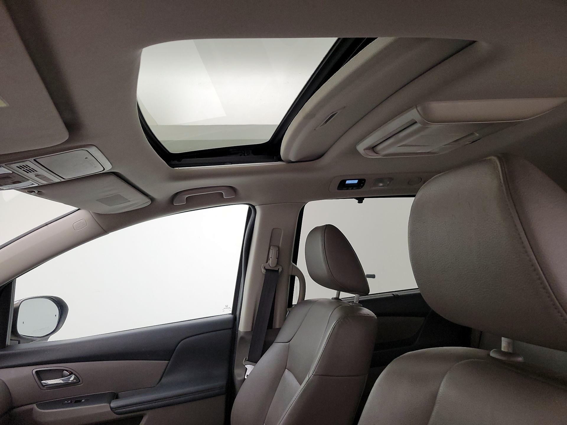 Thumbnail: 2014 Honda Odyssey - 19