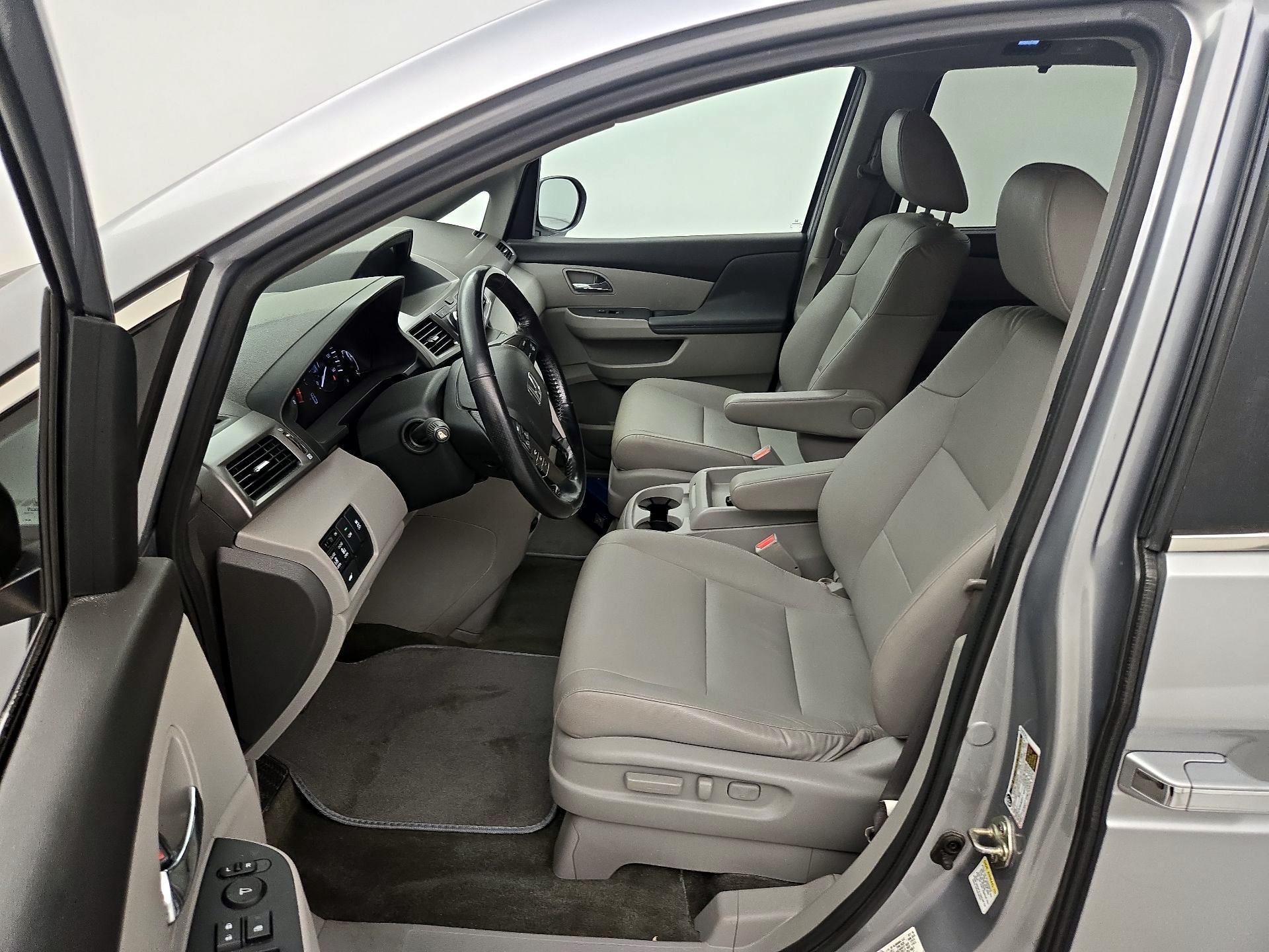 Thumbnail: 2016 Honda Odyssey - 11