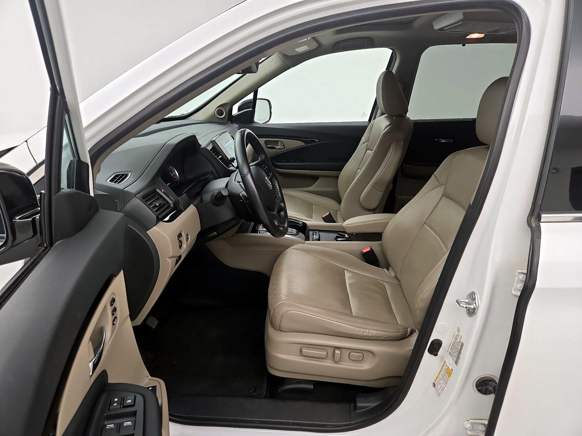Thumbnail: 2021 Honda Pilot - 11