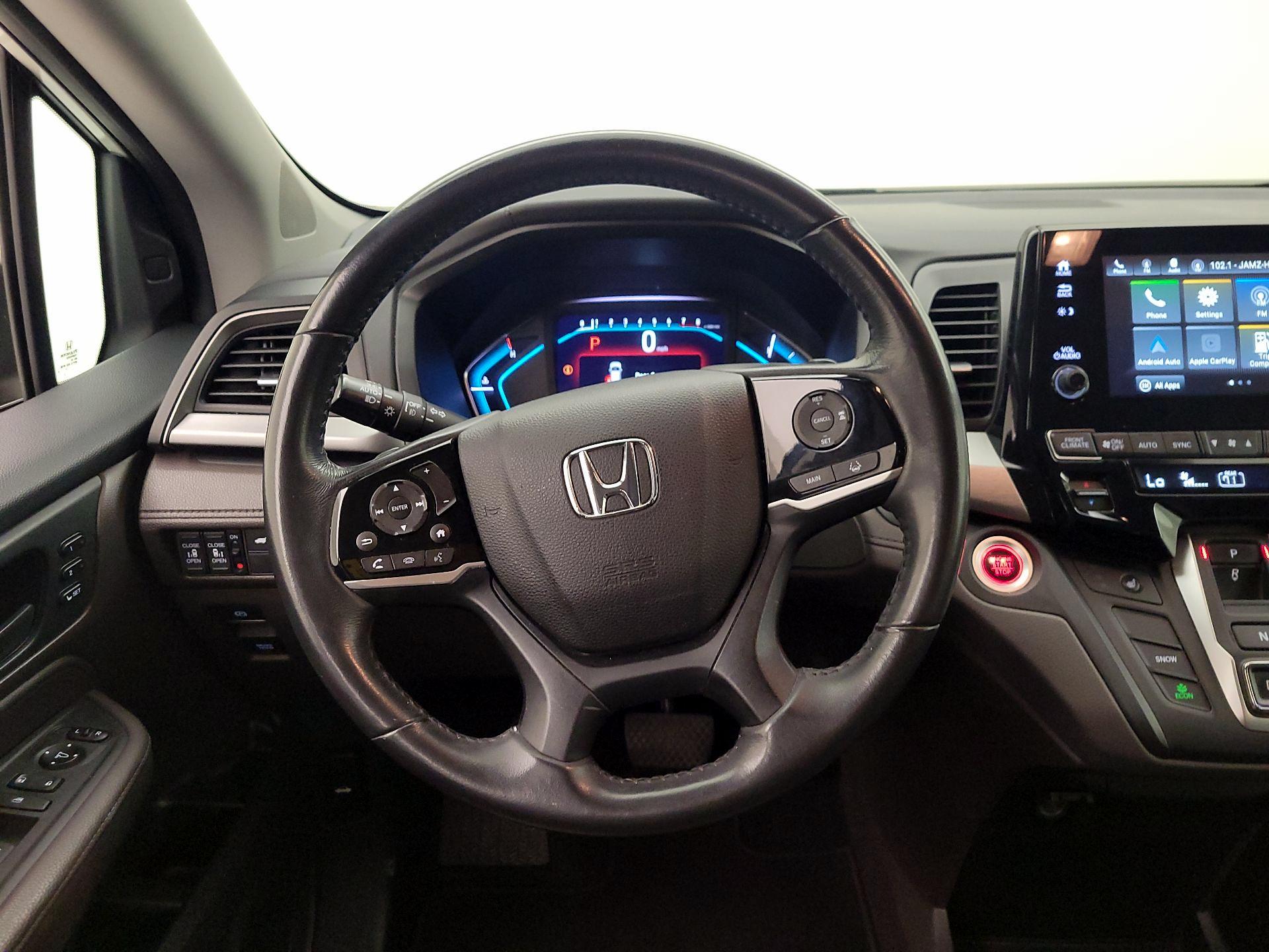 Thumbnail: 2018 Honda Odyssey - 10