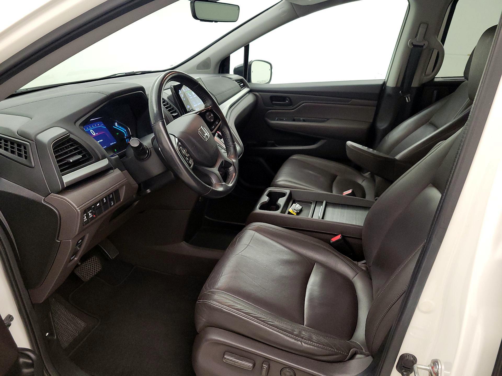 Thumbnail: 2018 Honda Odyssey - 11