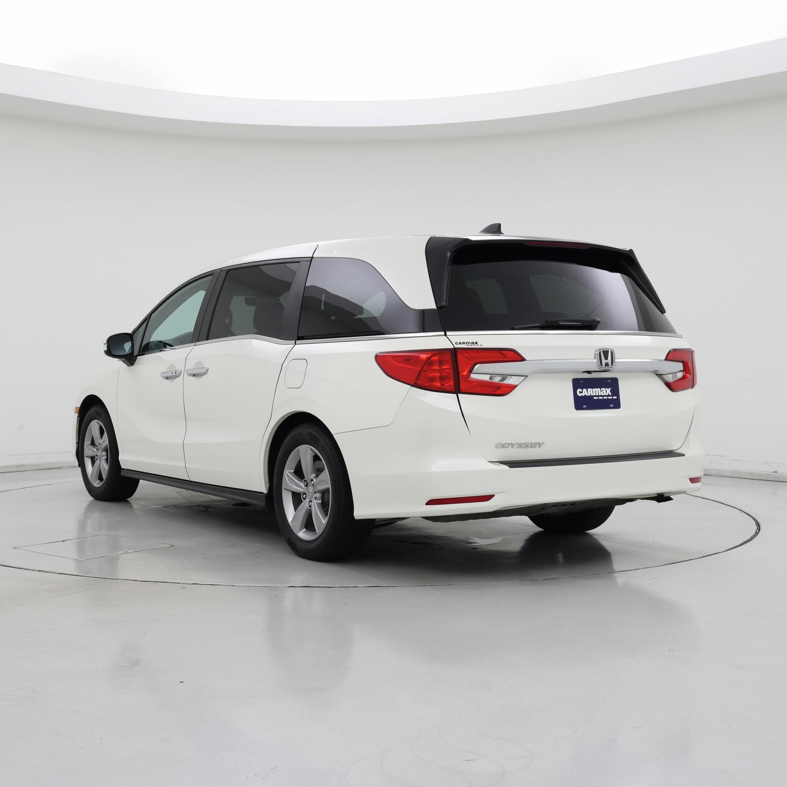 Thumbnail: 2018 Honda Odyssey - 2