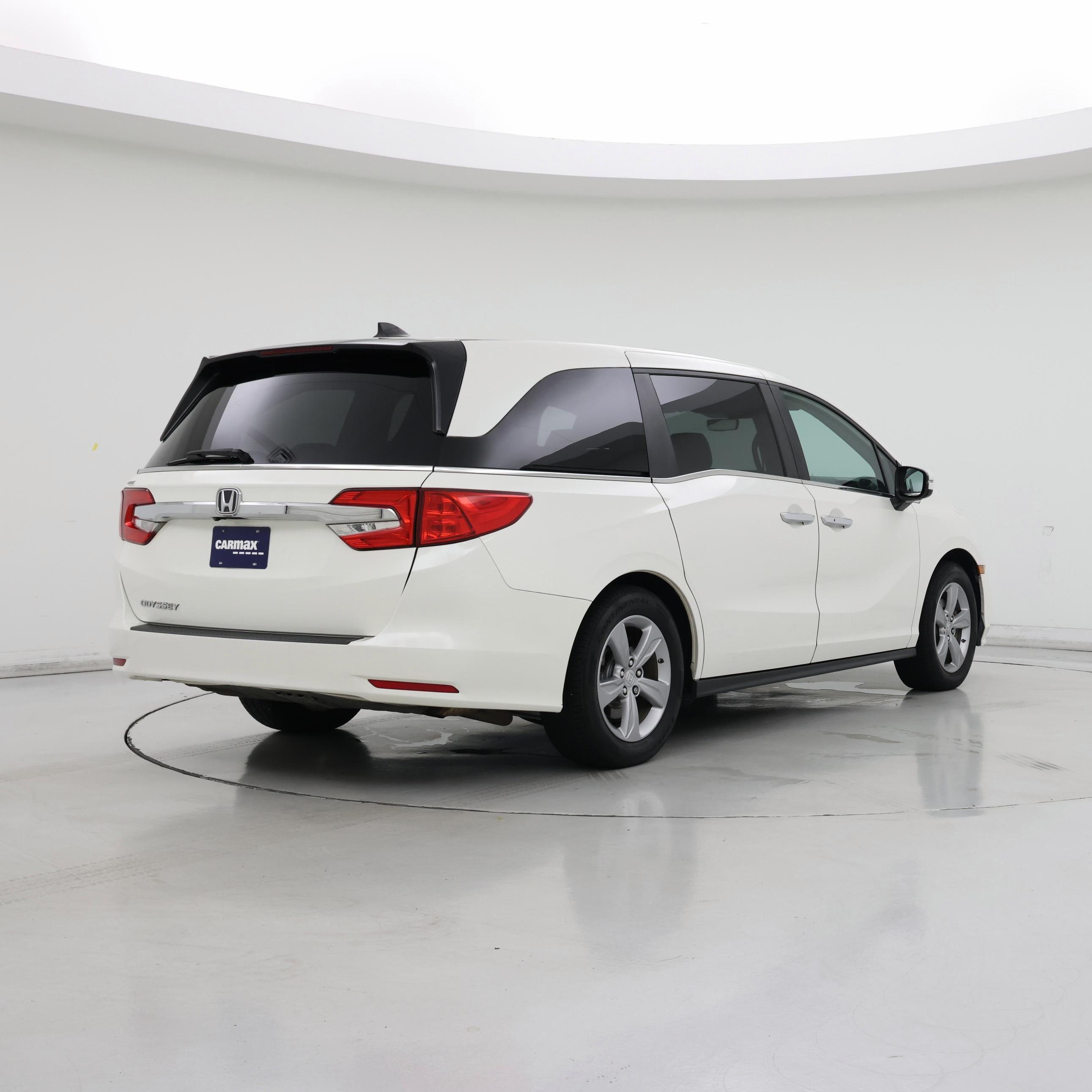Thumbnail: 2018 Honda Odyssey - 8