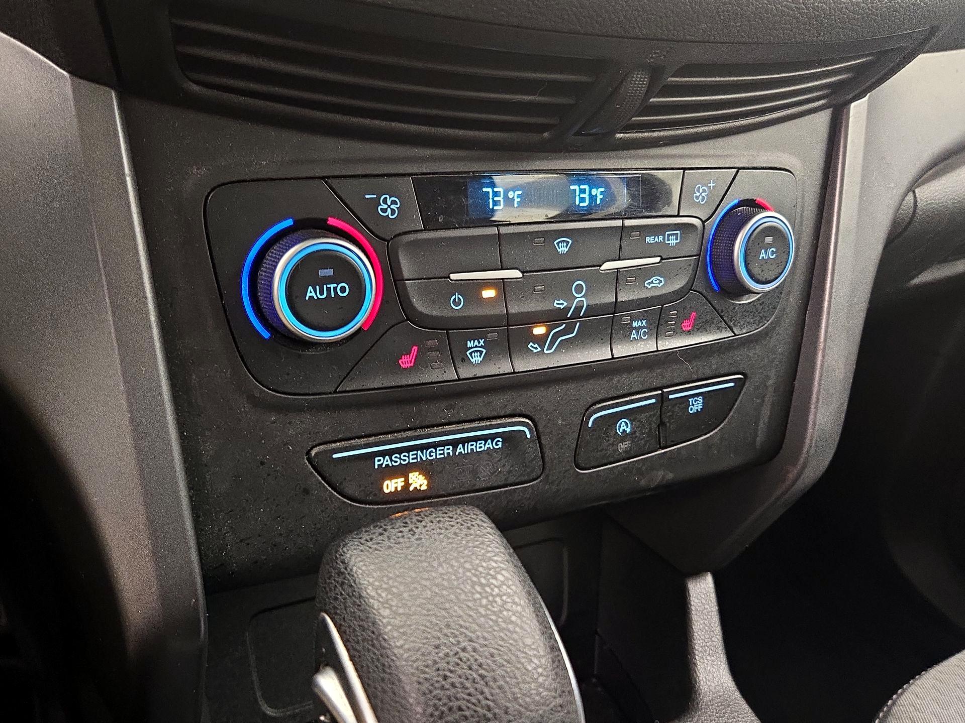 Thumbnail: 2018 Ford Escape - 16