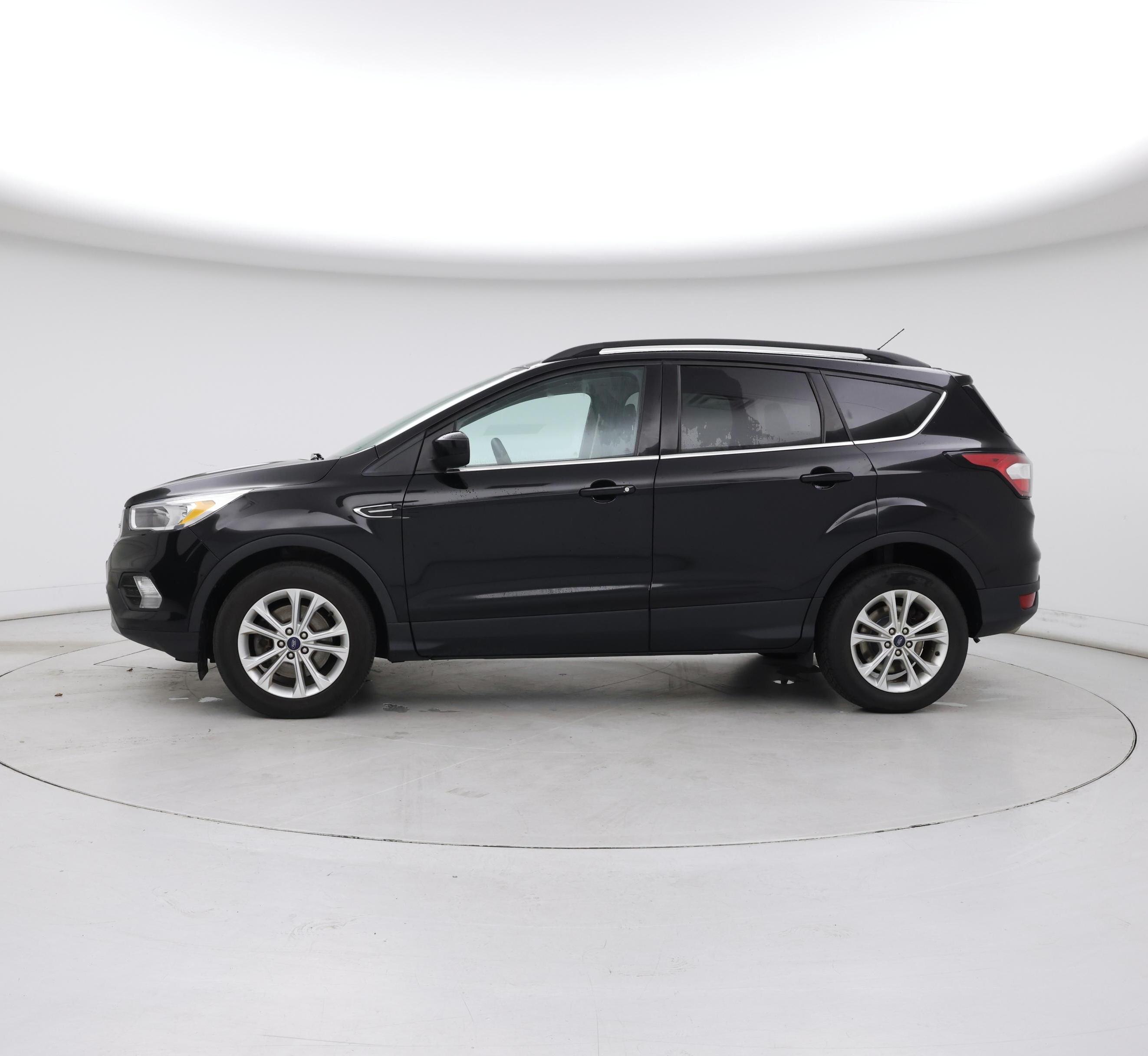 Thumbnail: 2018 Ford Escape - 3