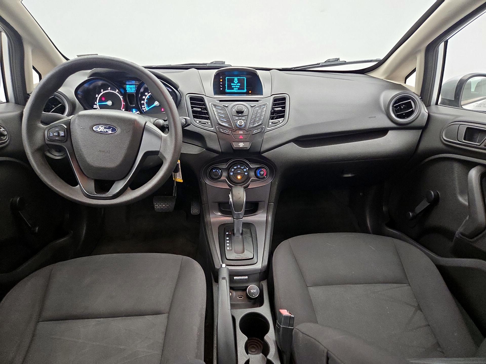 Thumbnail: 2015 Ford Fiesta - 9