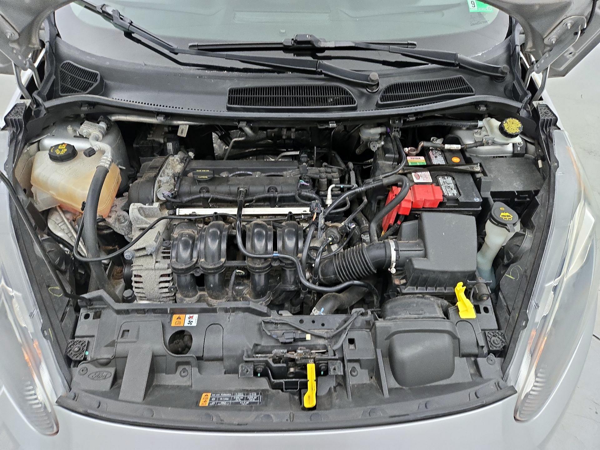 Thumbnail: 2015 Ford Fiesta - 20