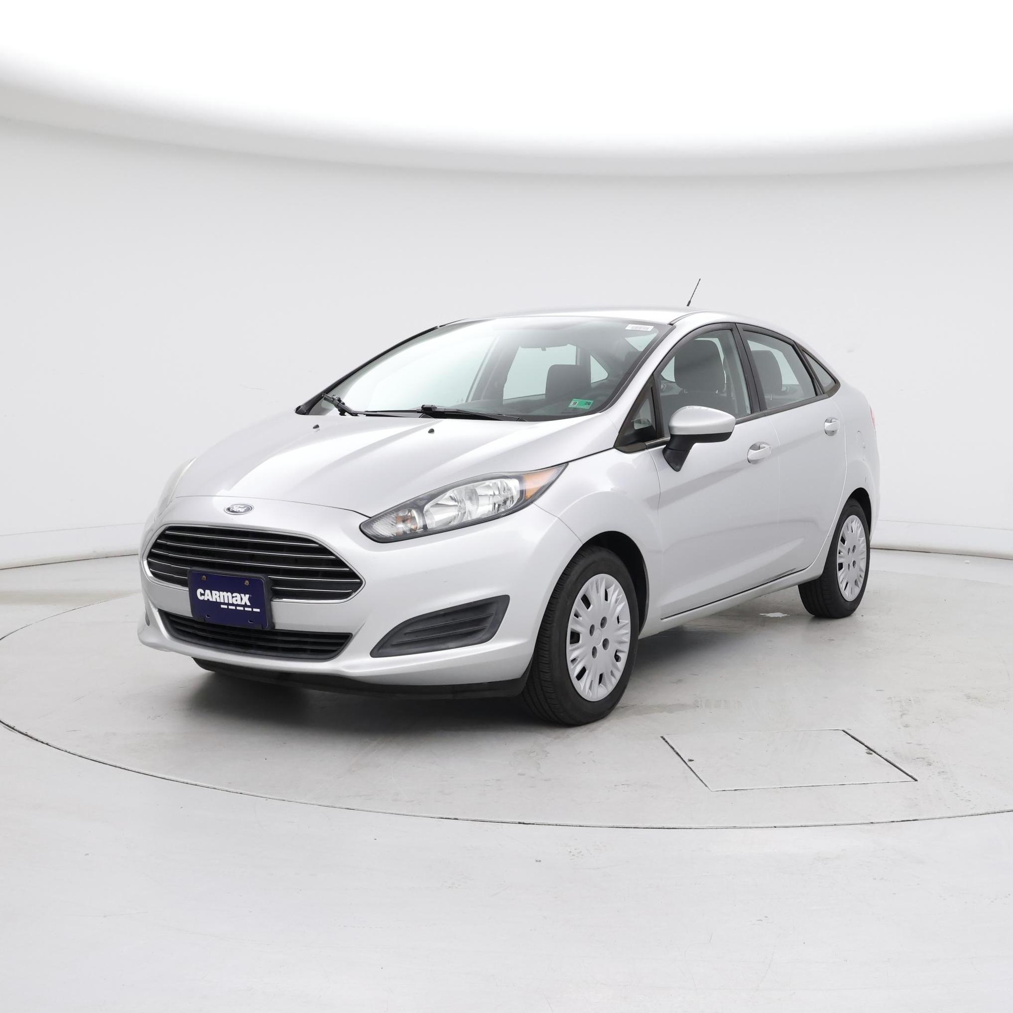 Thumbnail: 2015 Ford Fiesta - 4