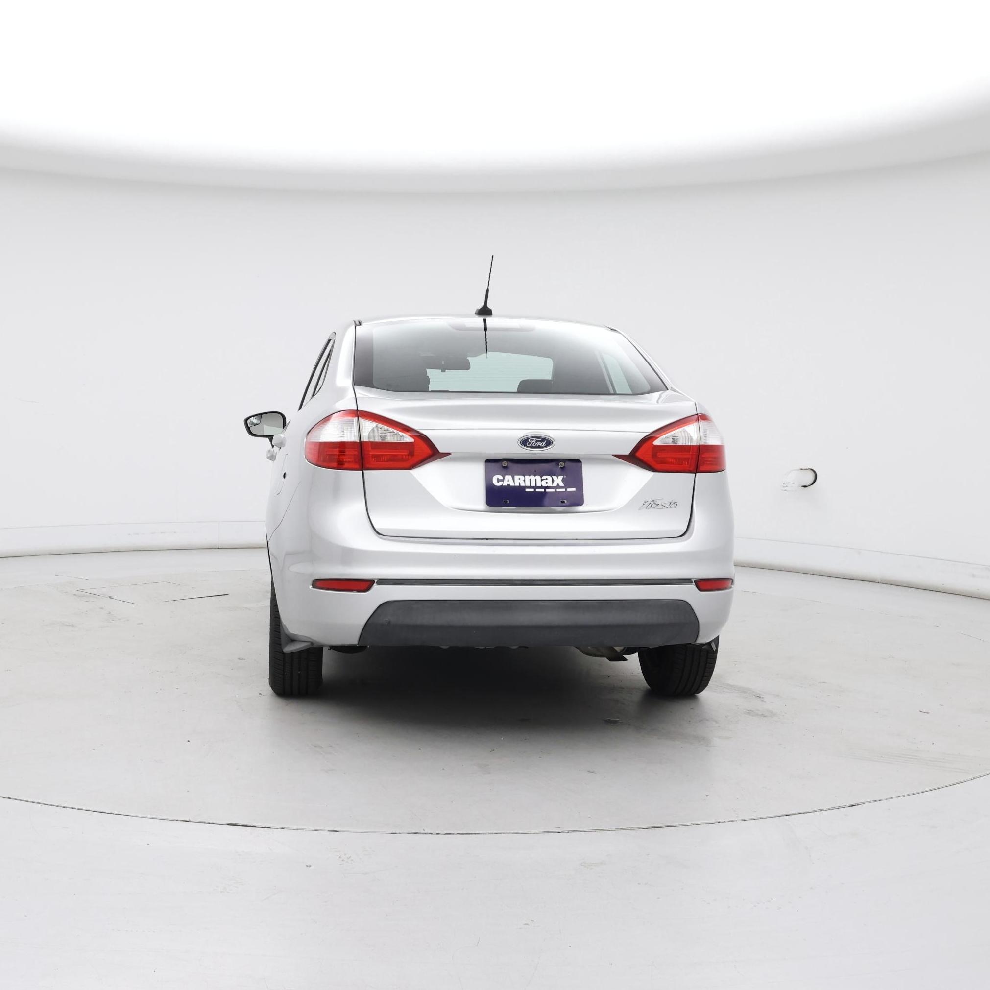 Thumbnail: 2015 Ford Fiesta - 6