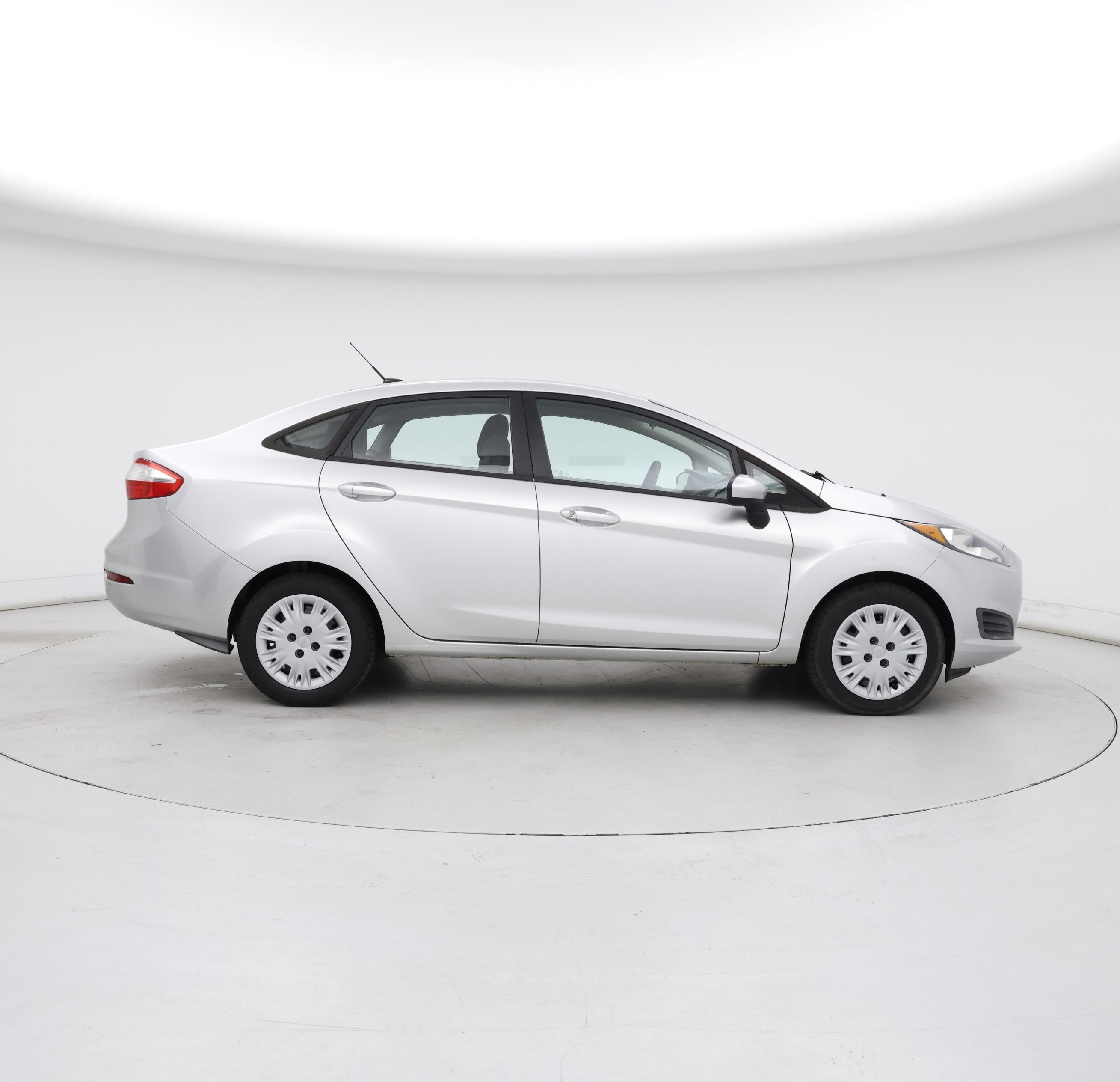 Thumbnail: 2015 Ford Fiesta - 7