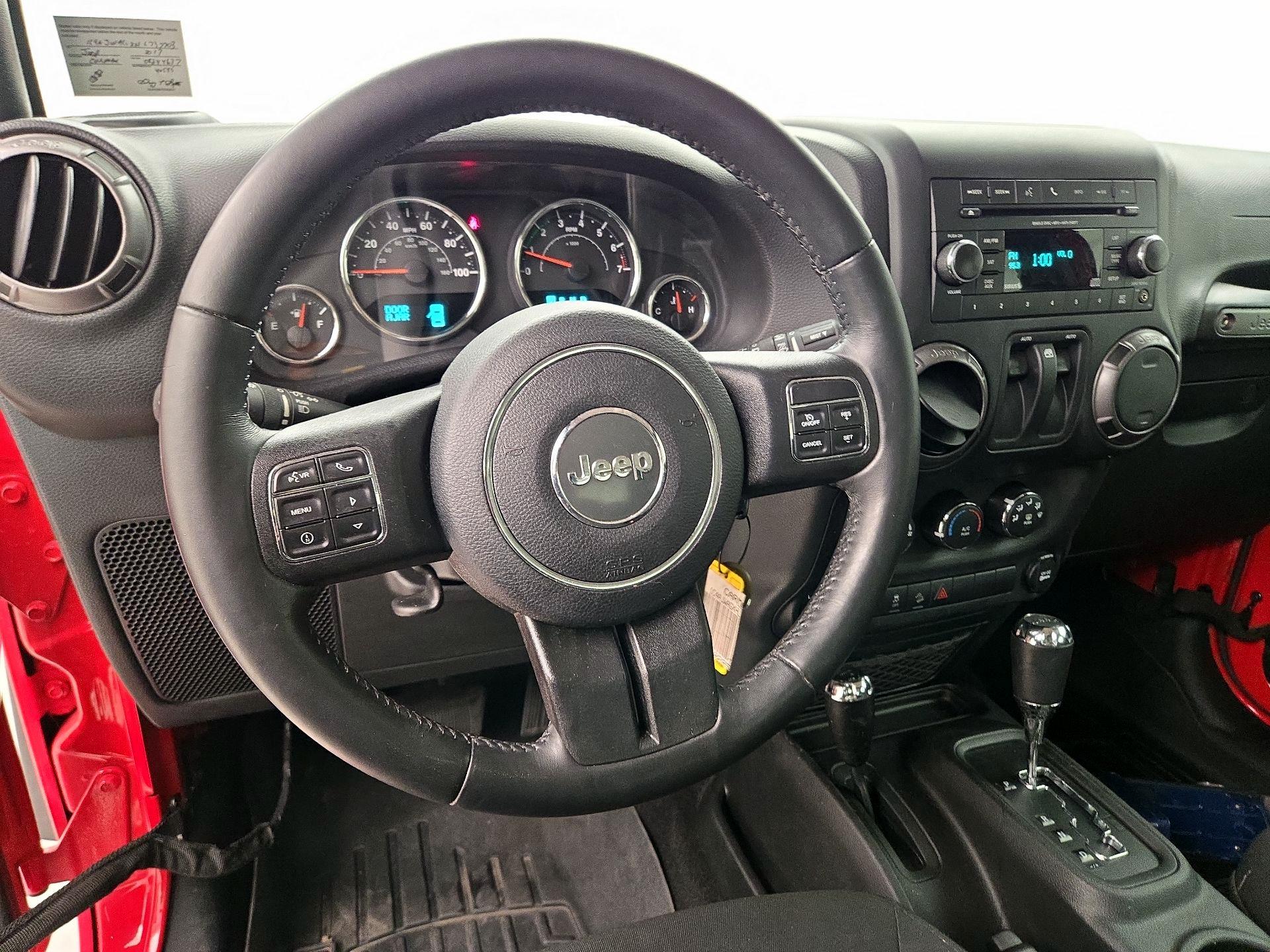 Thumbnail: 2017 Jeep Wrangler - 10