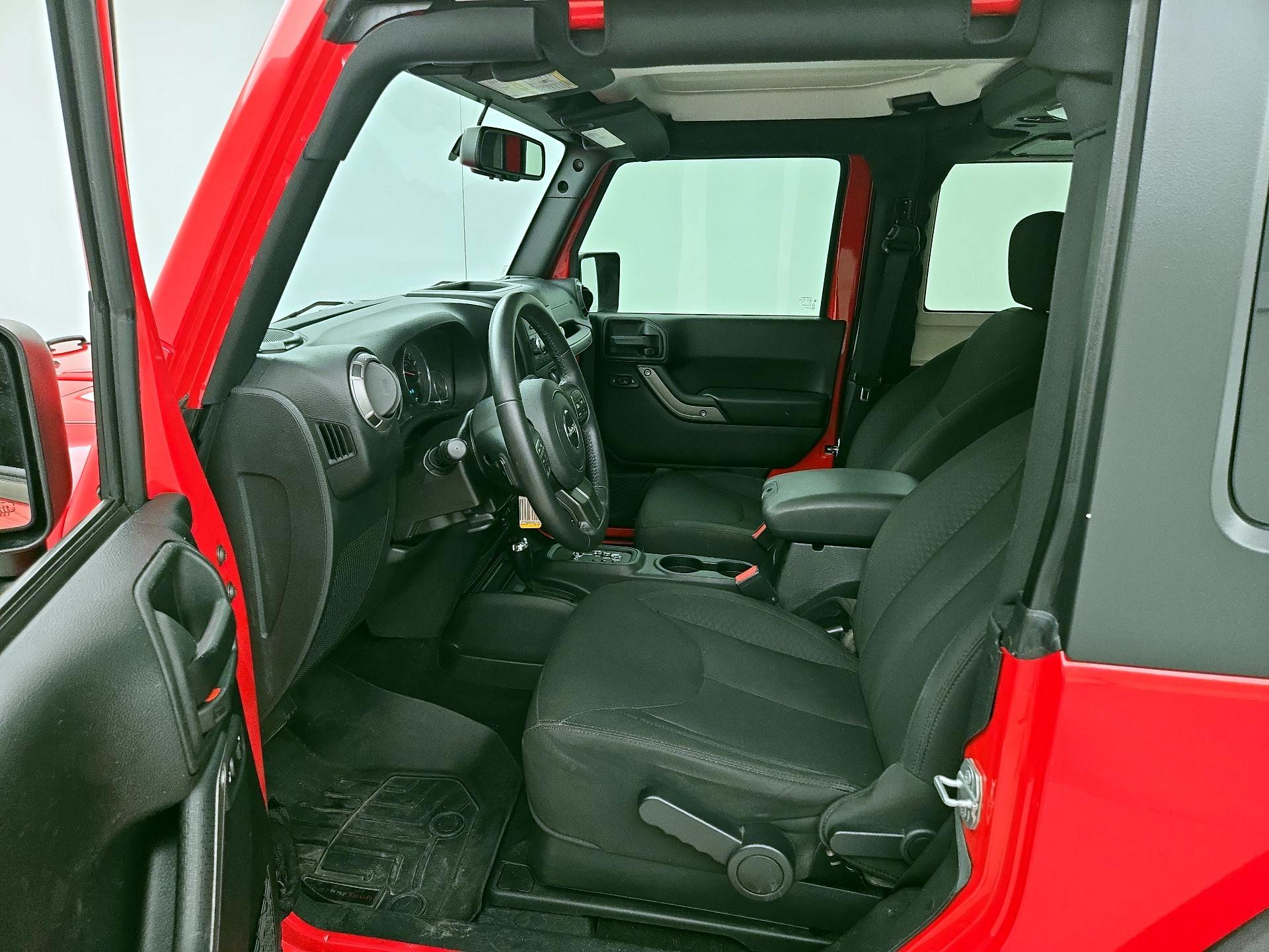 Thumbnail: 2017 Jeep Wrangler - 11
