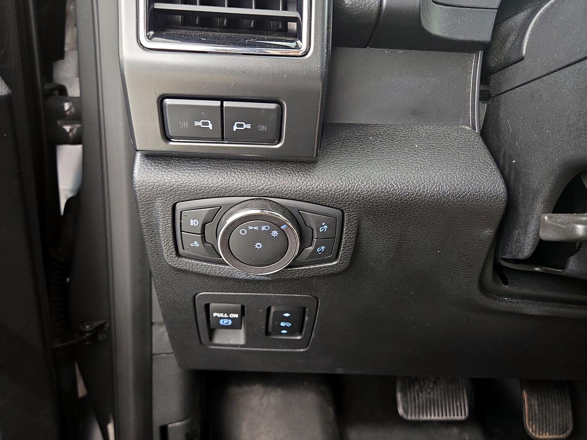 Thumbnail: 2018 Ford F-150 - 13