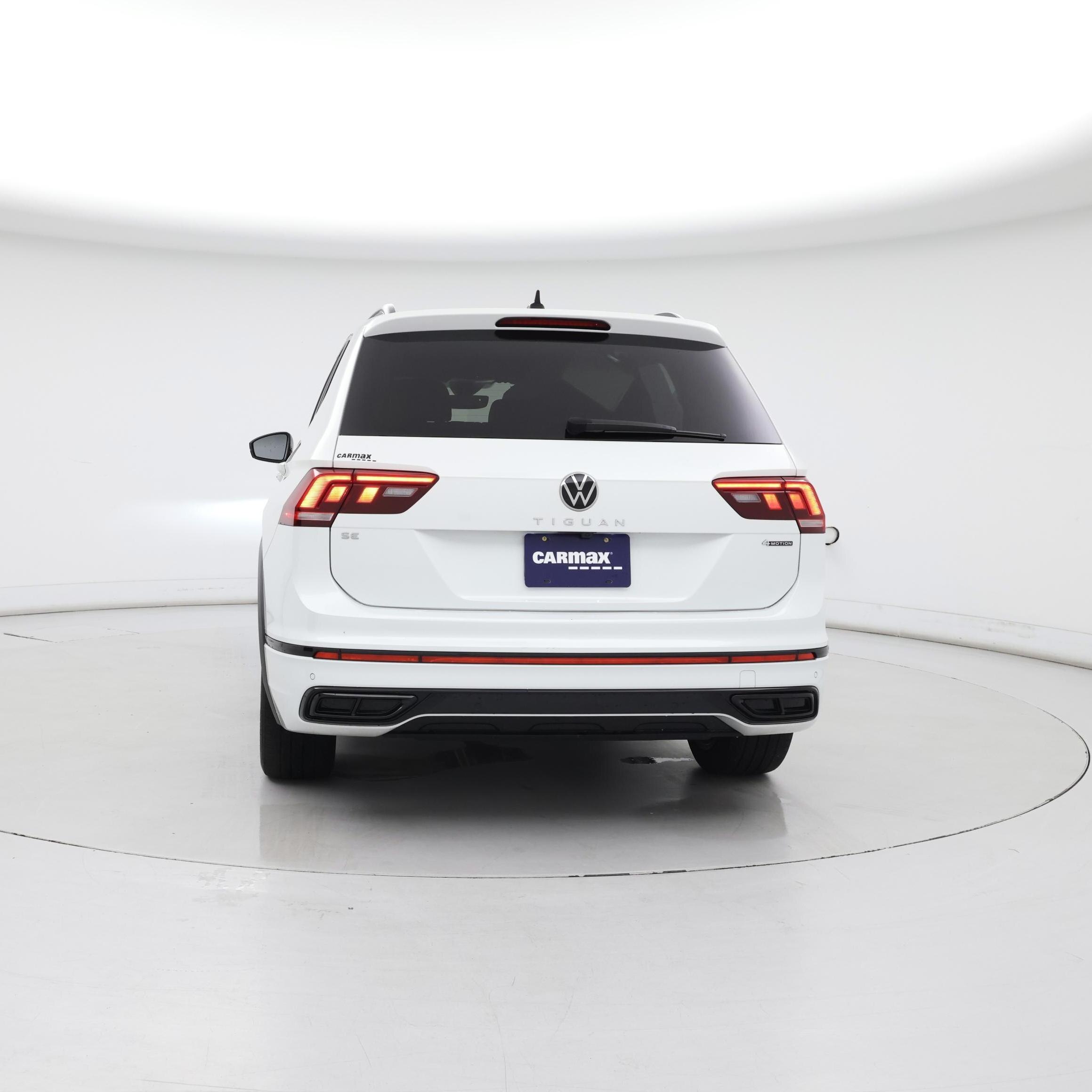 Thumbnail: 2023 Volkswagen Tiguan - 6