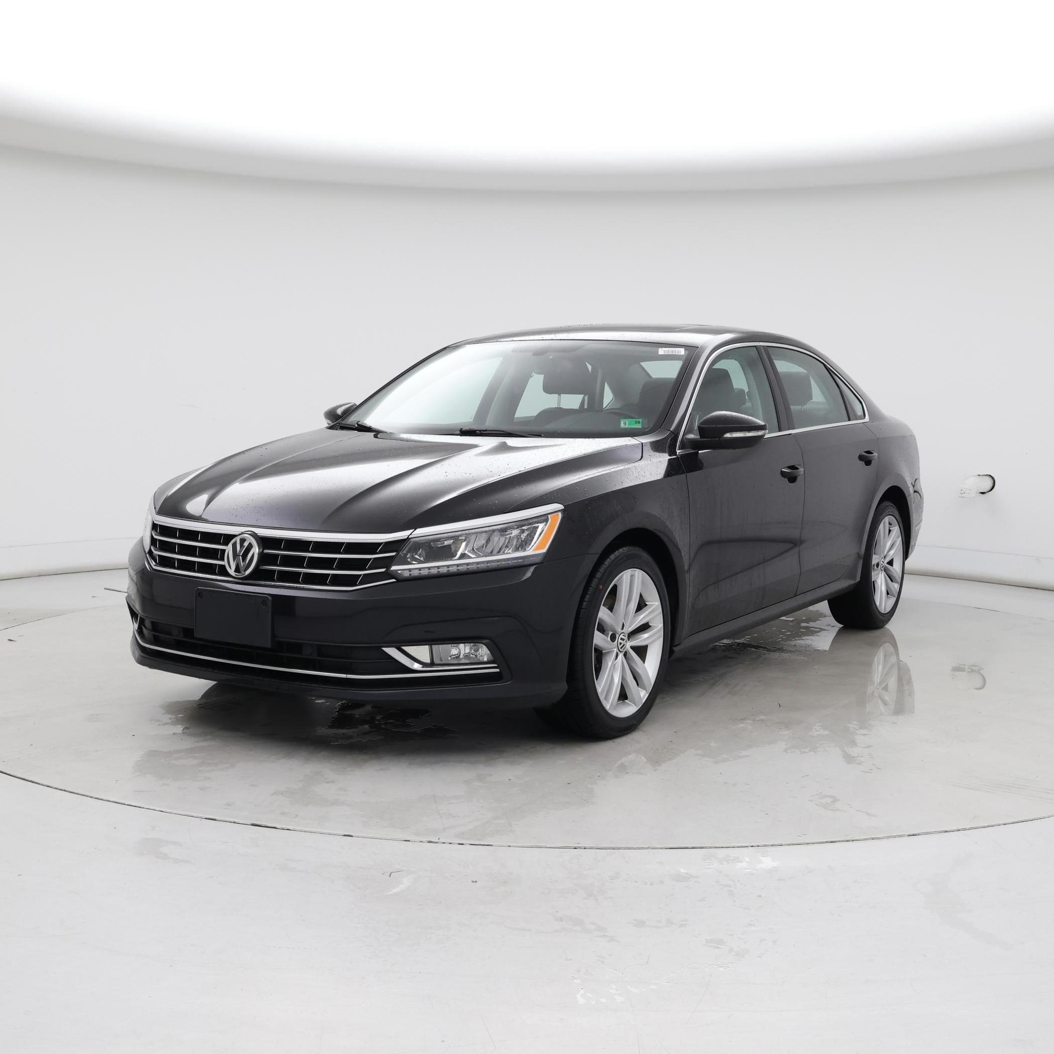 Thumbnail: 2018 Volkswagen Passat - 4