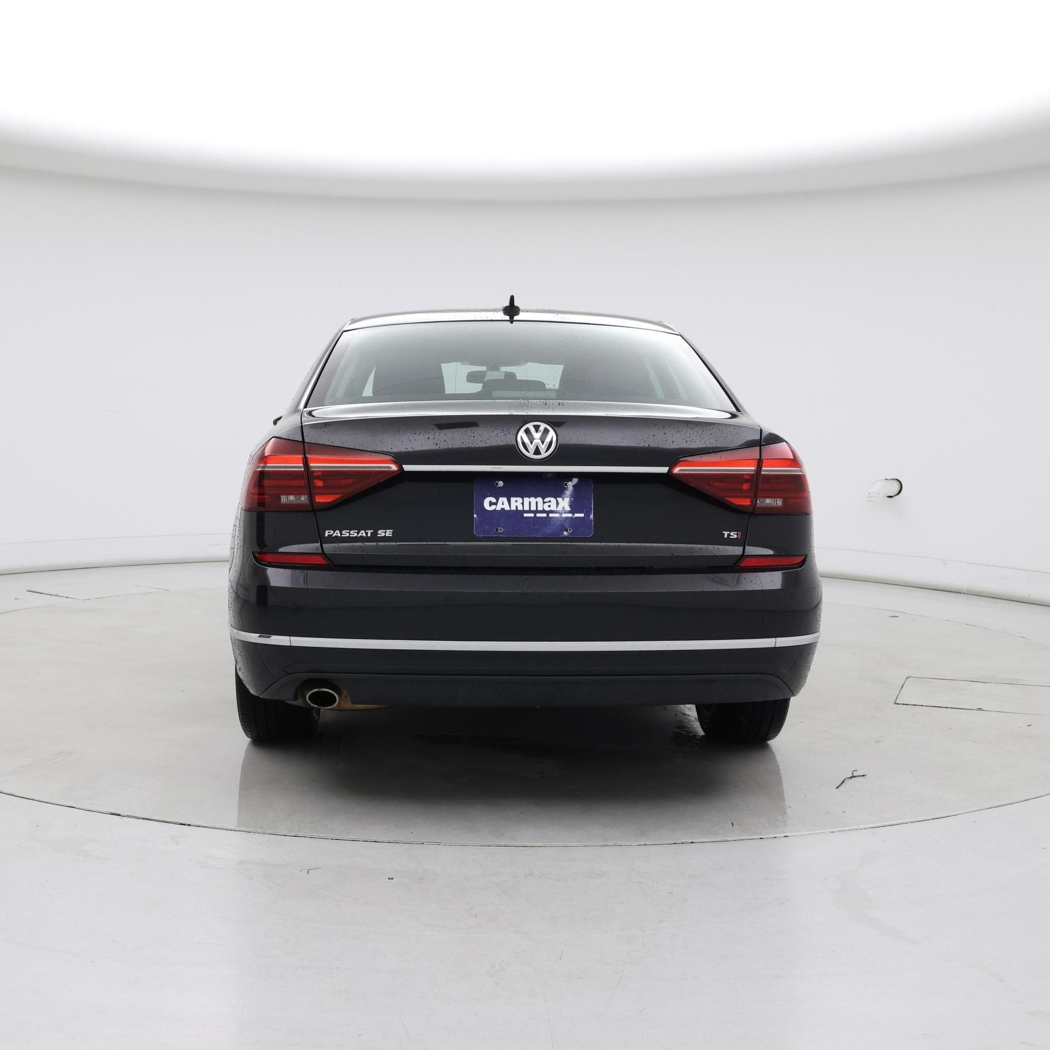 Thumbnail: 2018 Volkswagen Passat - 6