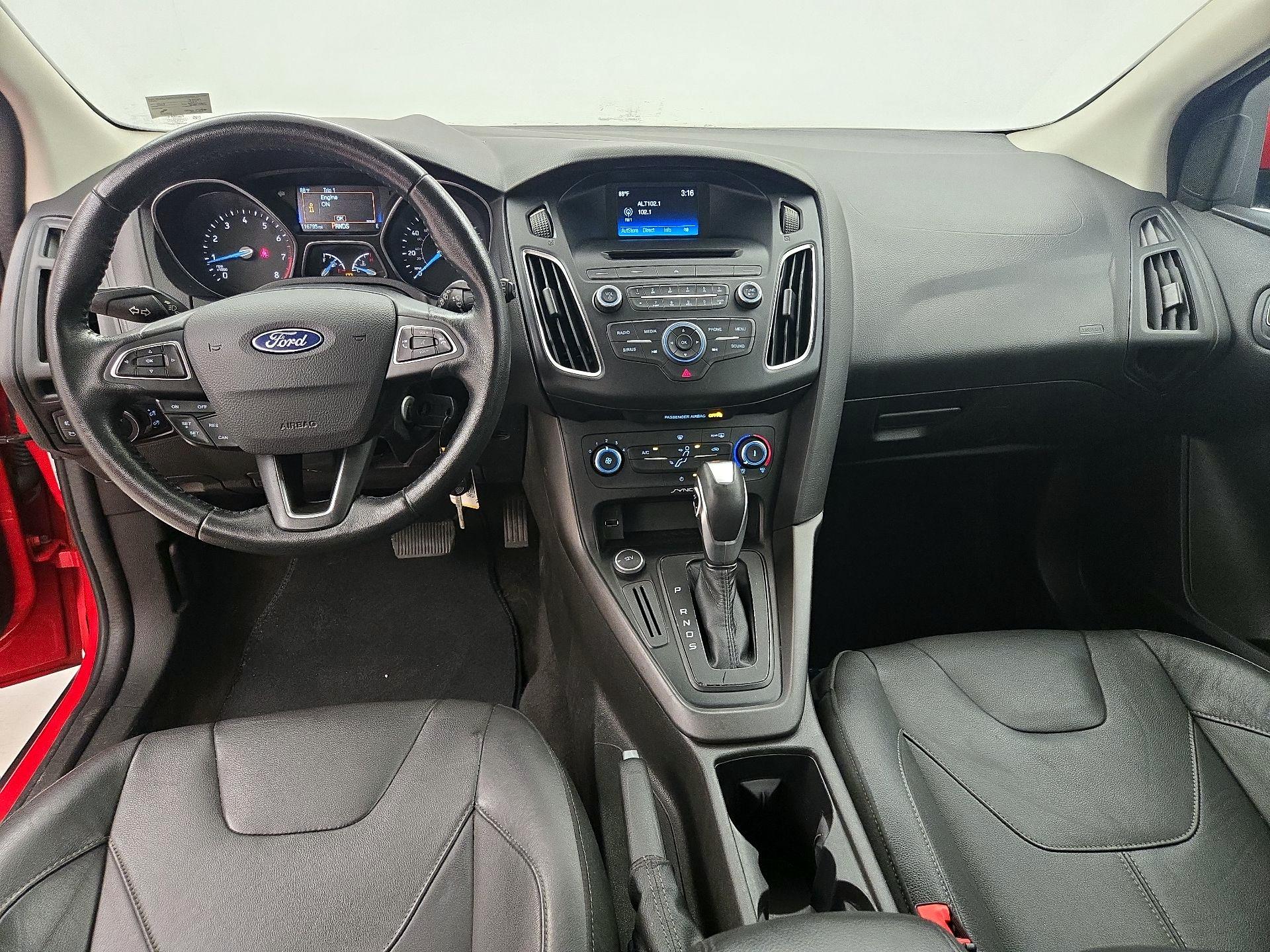 Thumbnail: 2015 Ford Focus - 9
