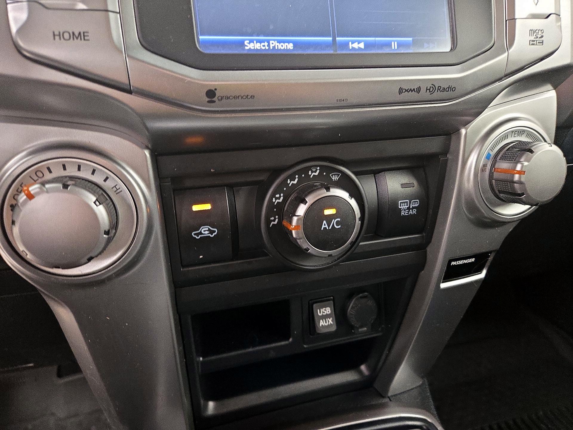 Thumbnail: 2019 Toyota 4Runner - 16