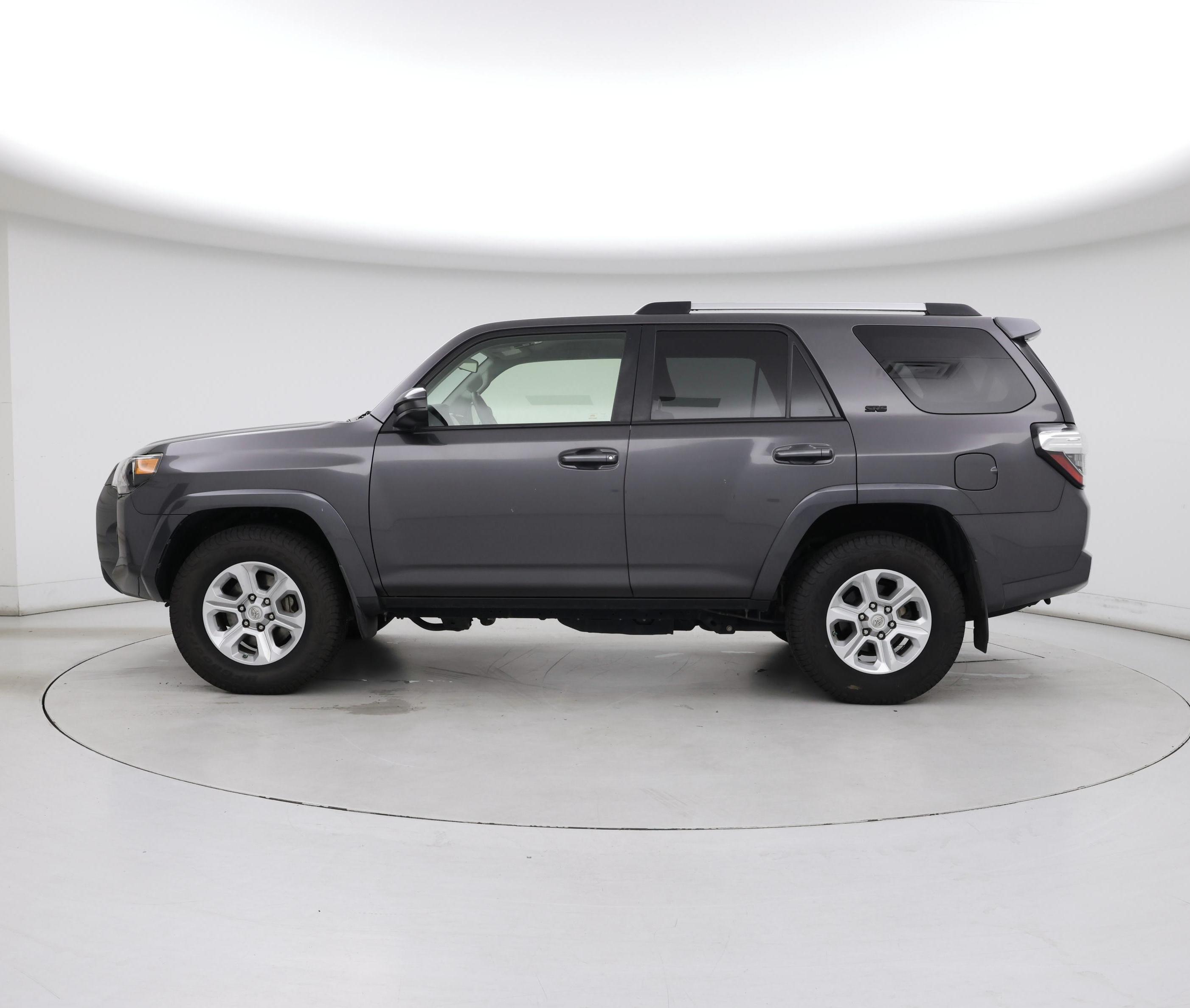 Thumbnail: 2019 Toyota 4Runner - 3