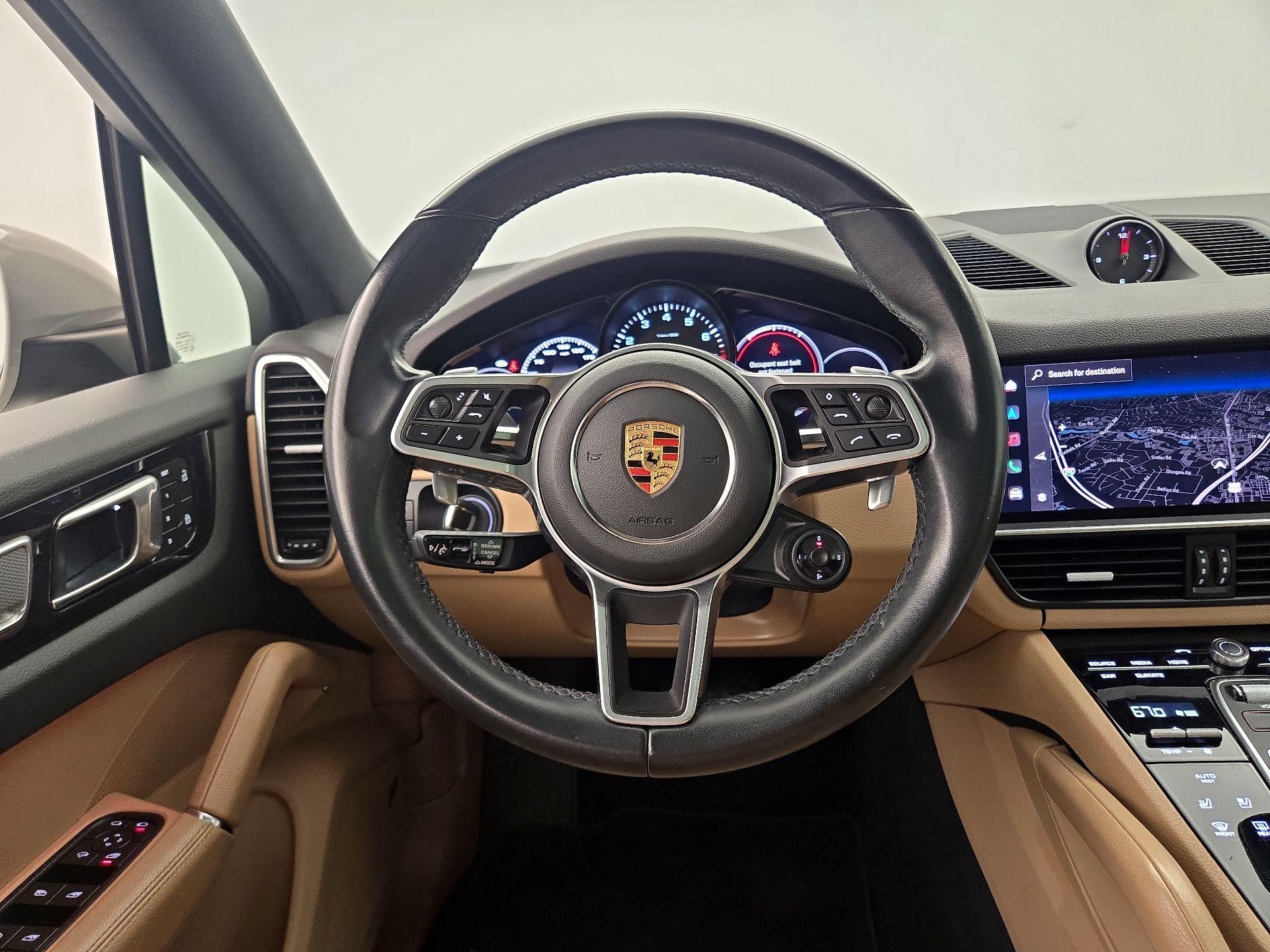 Thumbnail: 2023 Porsche Cayenne - 10