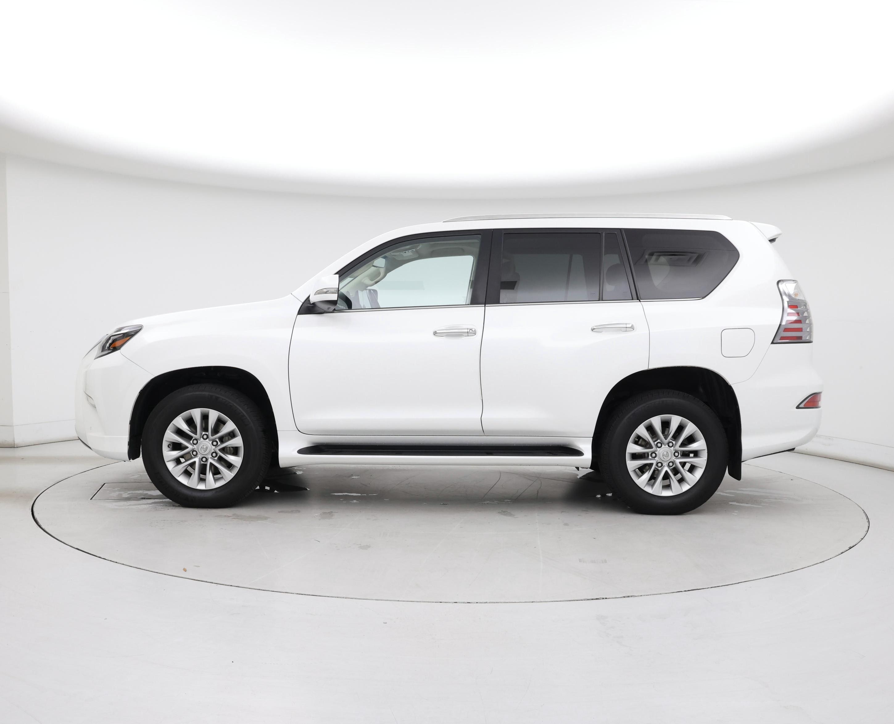 Thumbnail: 2022 Lexus GX - 3