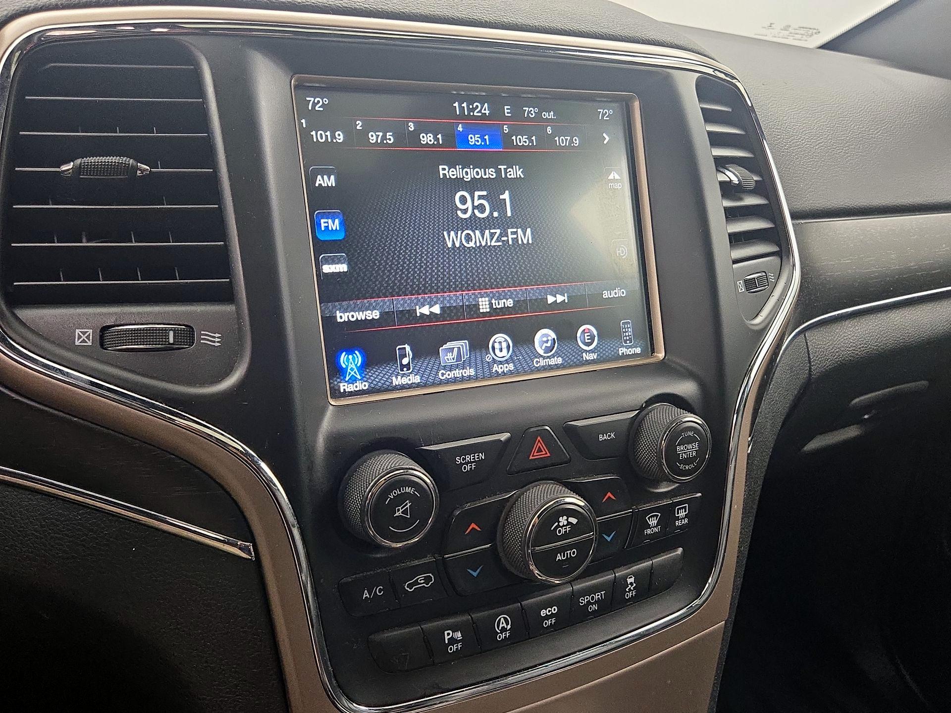 Thumbnail: 2017 Jeep Grand Cherokee - 16