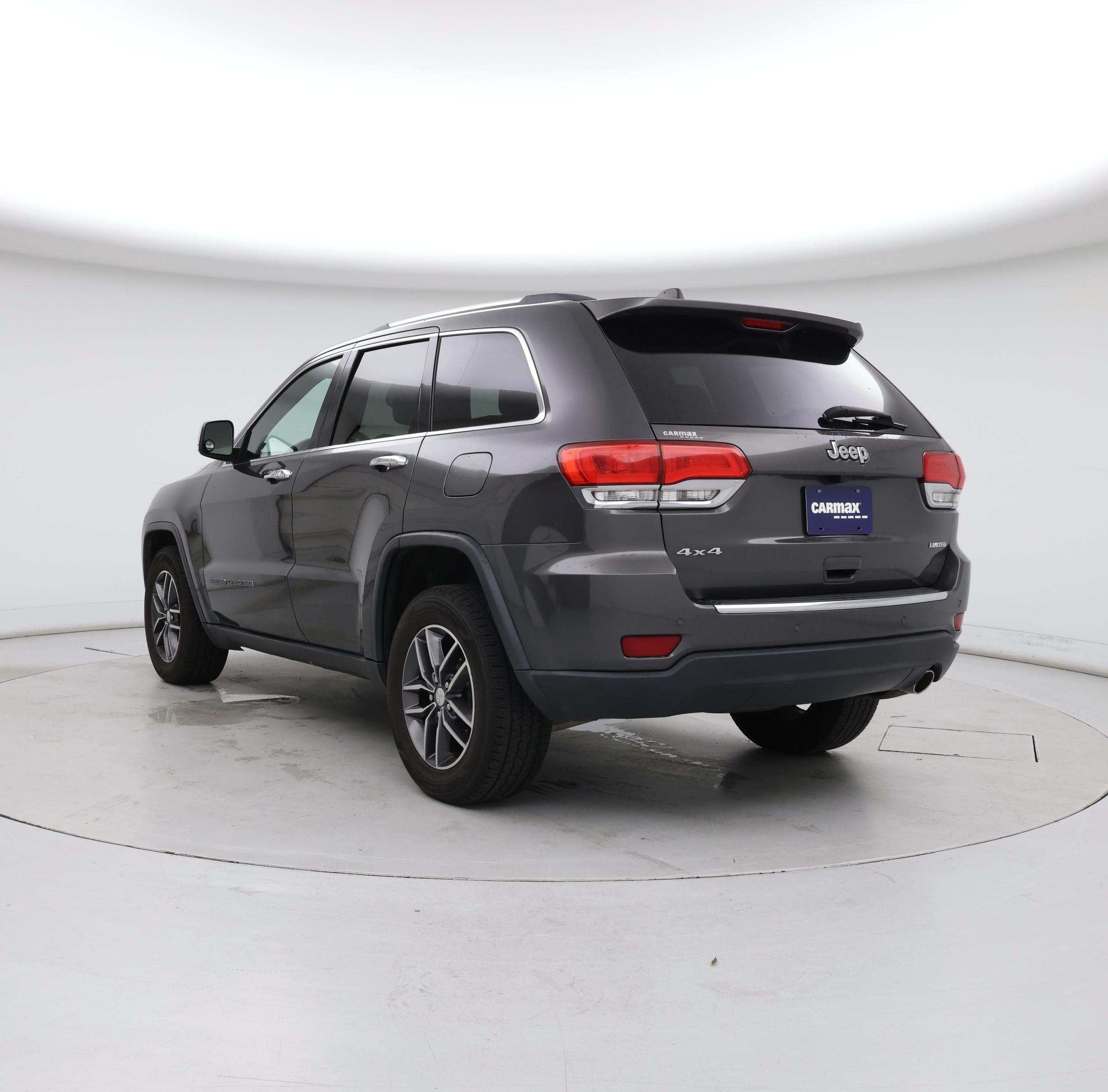 Thumbnail: 2017 Jeep Grand Cherokee - 2