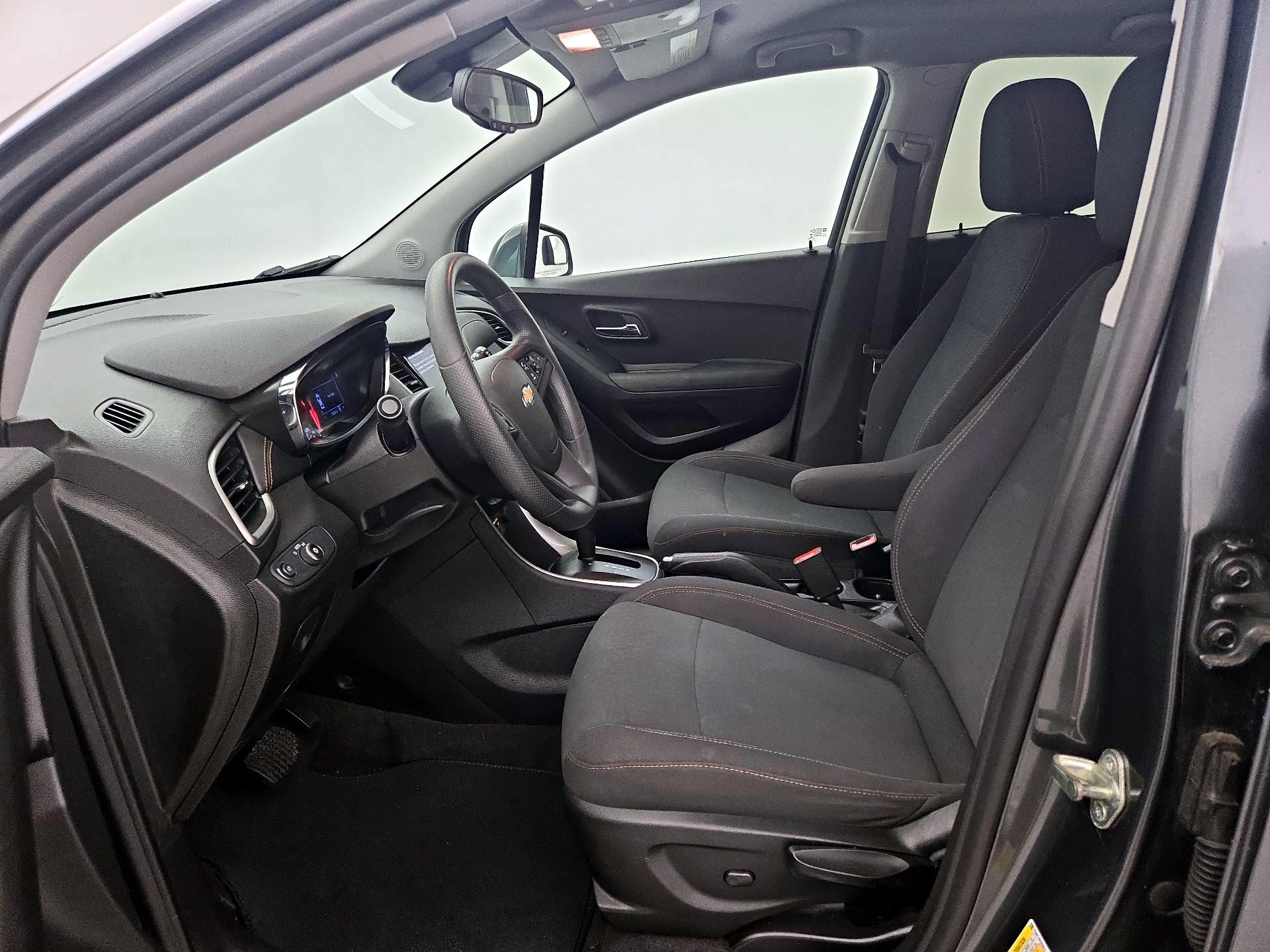 Thumbnail: 2020 Chevrolet Trax - 11